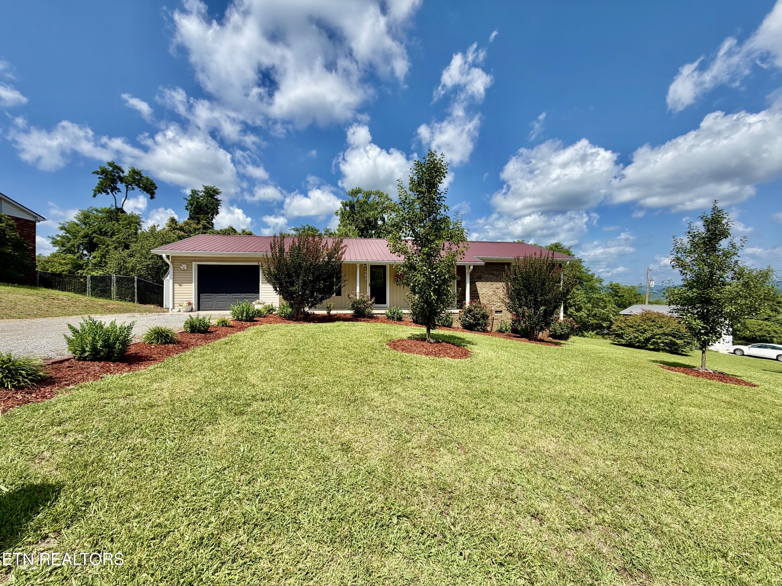 618 Essary Road Tazewell TN 37879