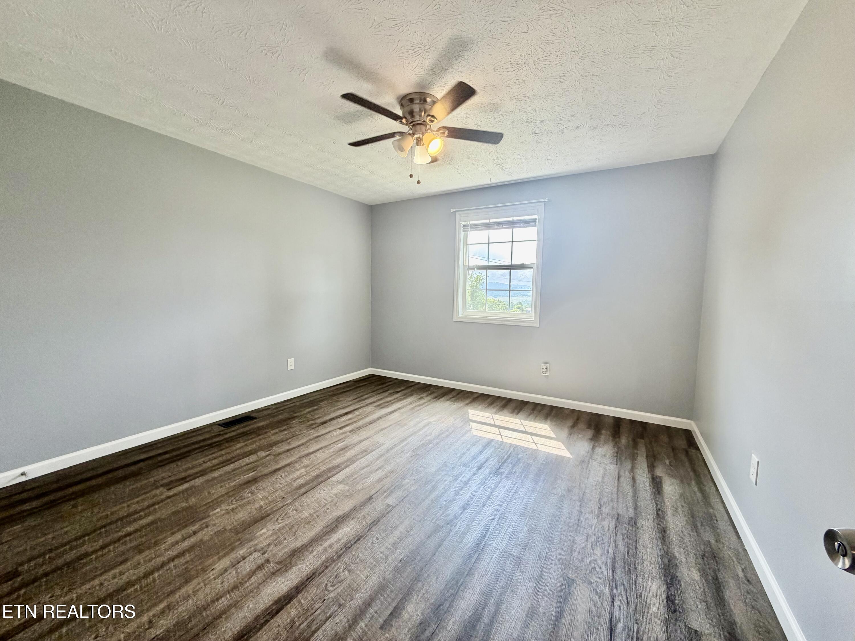 618 Essary Road Tazewell TN 37879