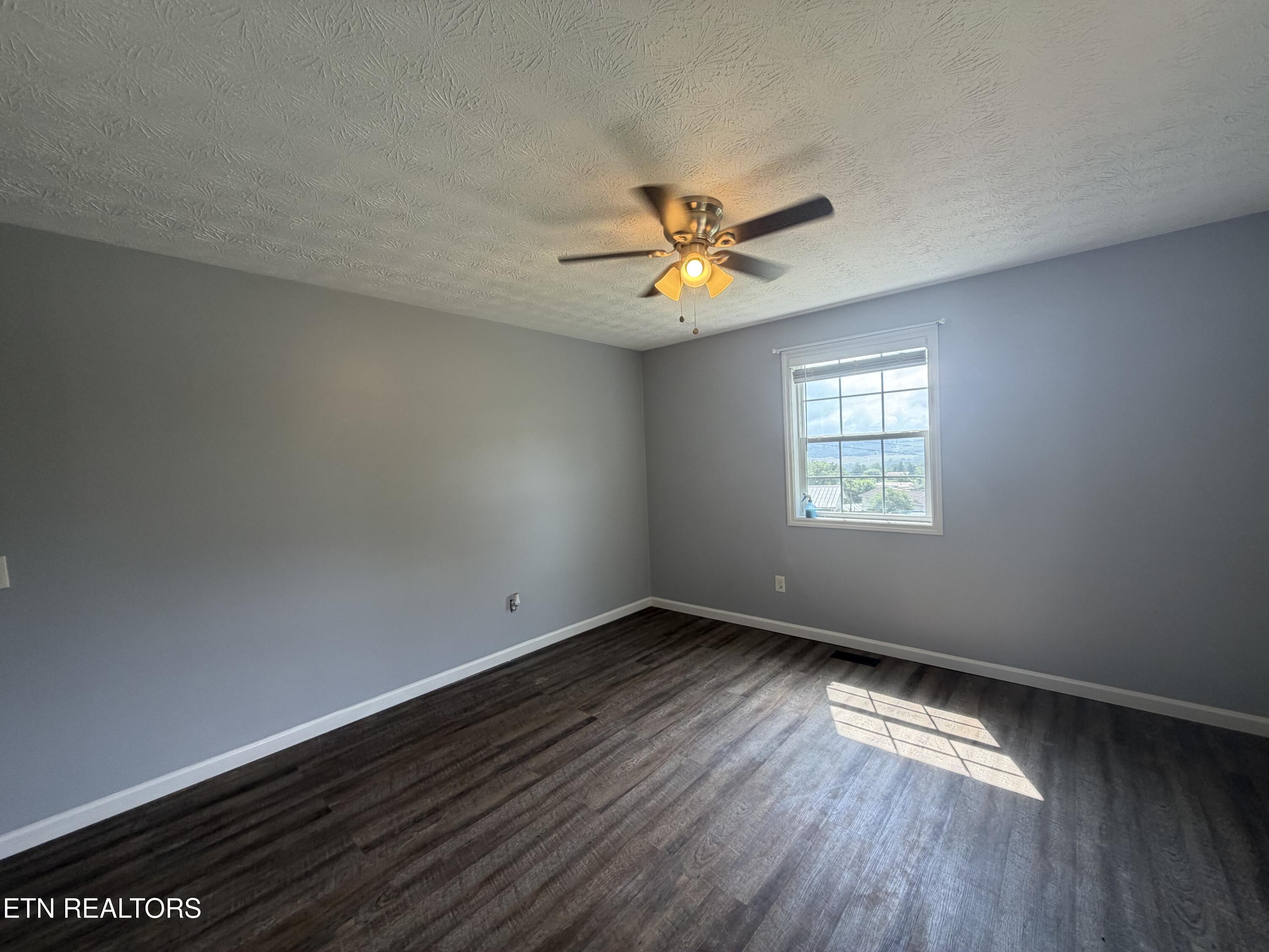 618 Essary Road Tazewell TN 37879