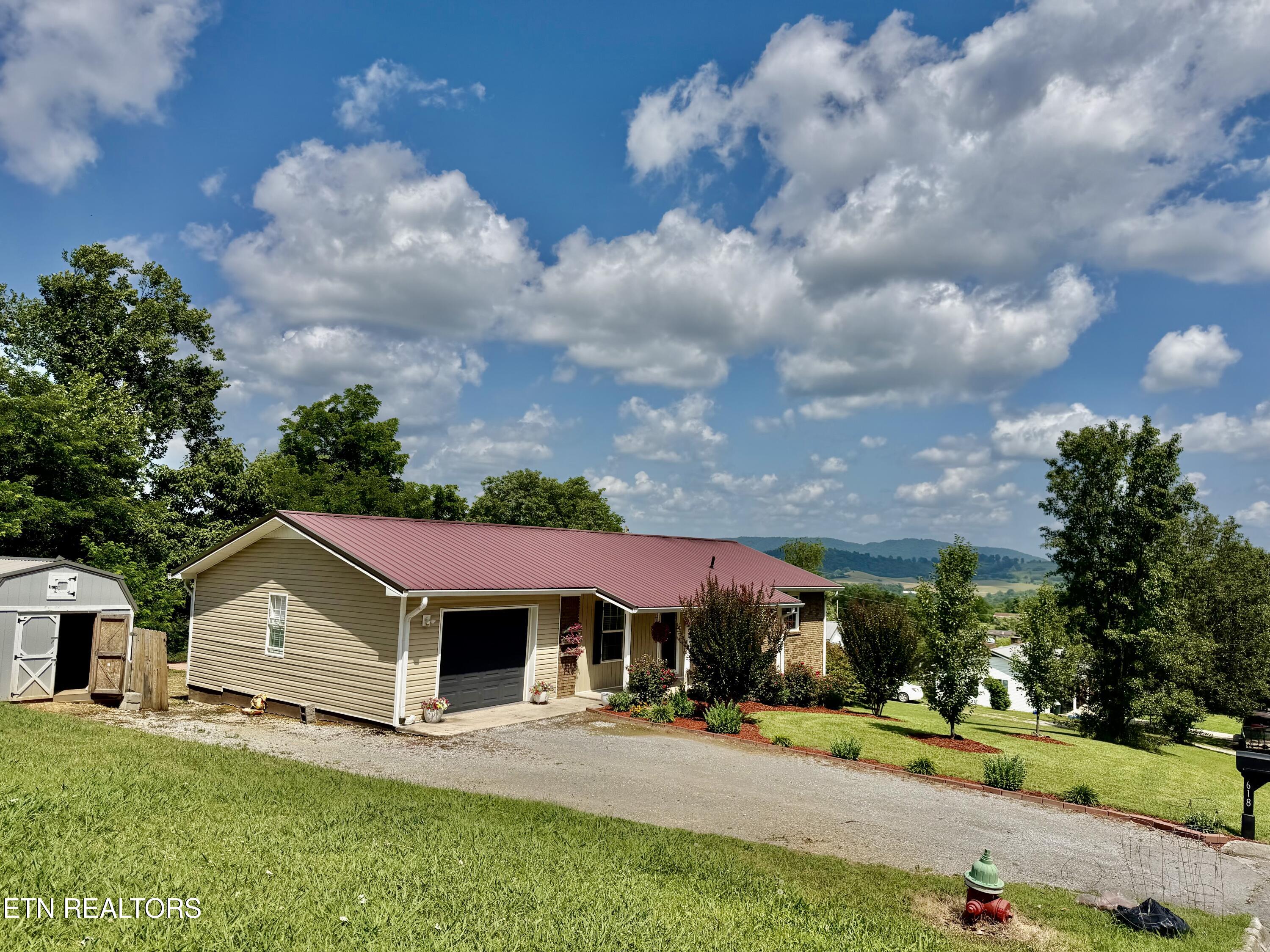 618 Essary Road Tazewell TN 37879