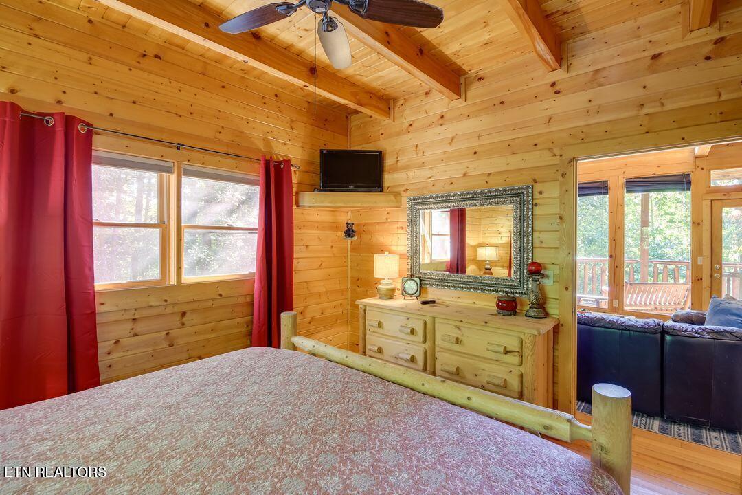 3572 Pebbles Mtn Way Sevierville TN 37862
