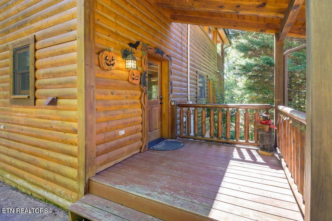 3572 Pebbles Mtn Way Sevierville TN 37862