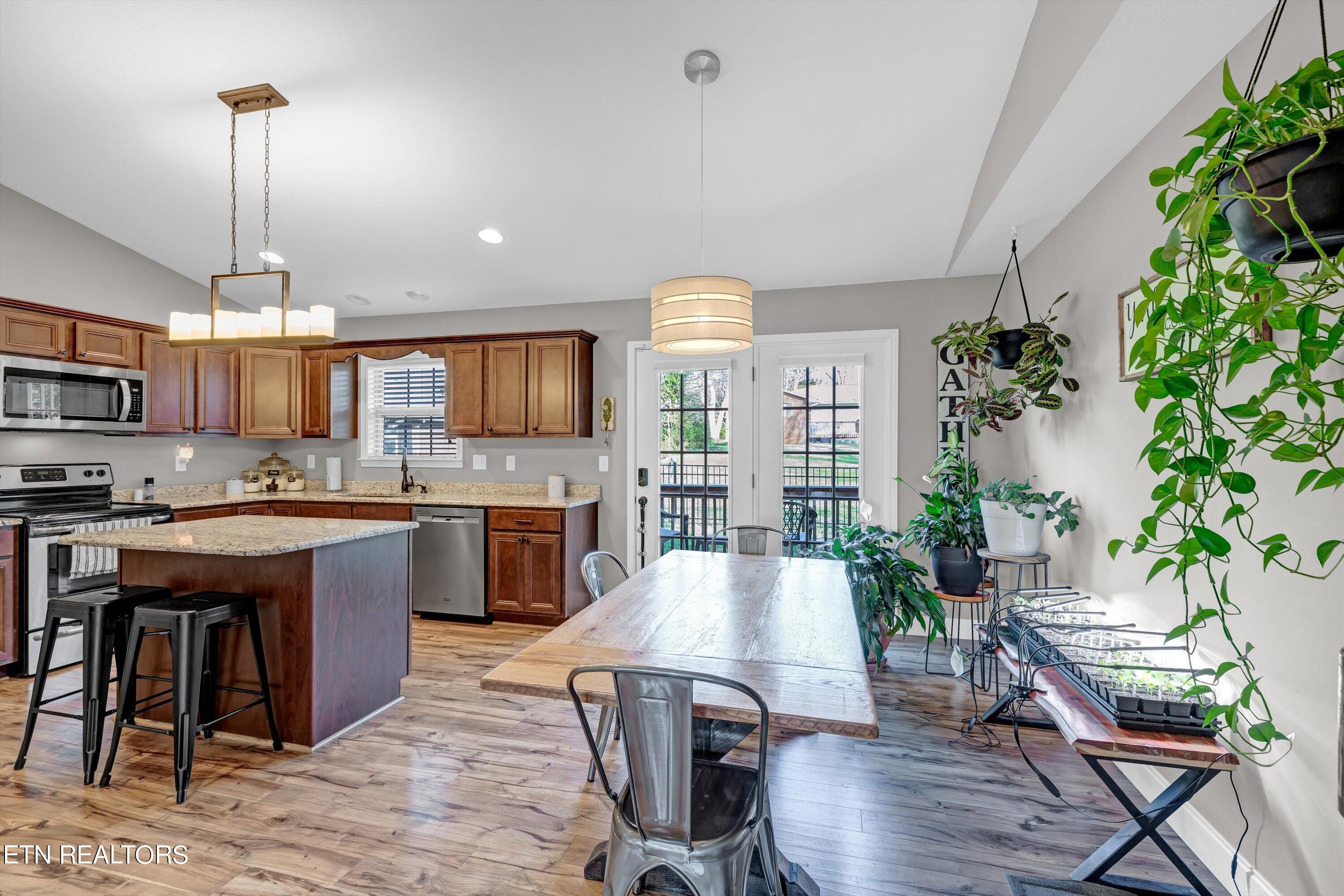 911 Montgomery Lane Maryville TN 37803
