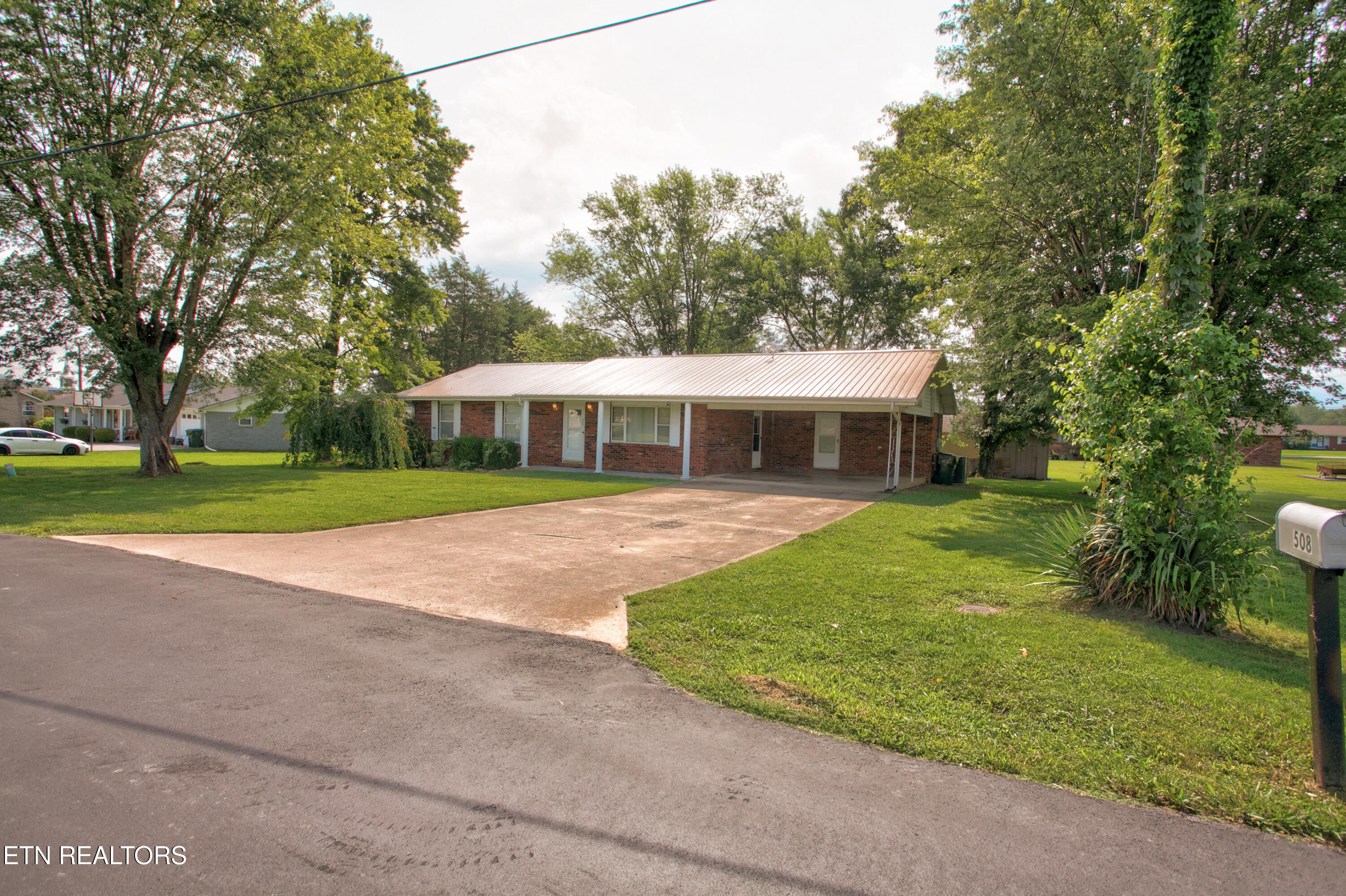 508 Westland Drive Sevierville TN 37862