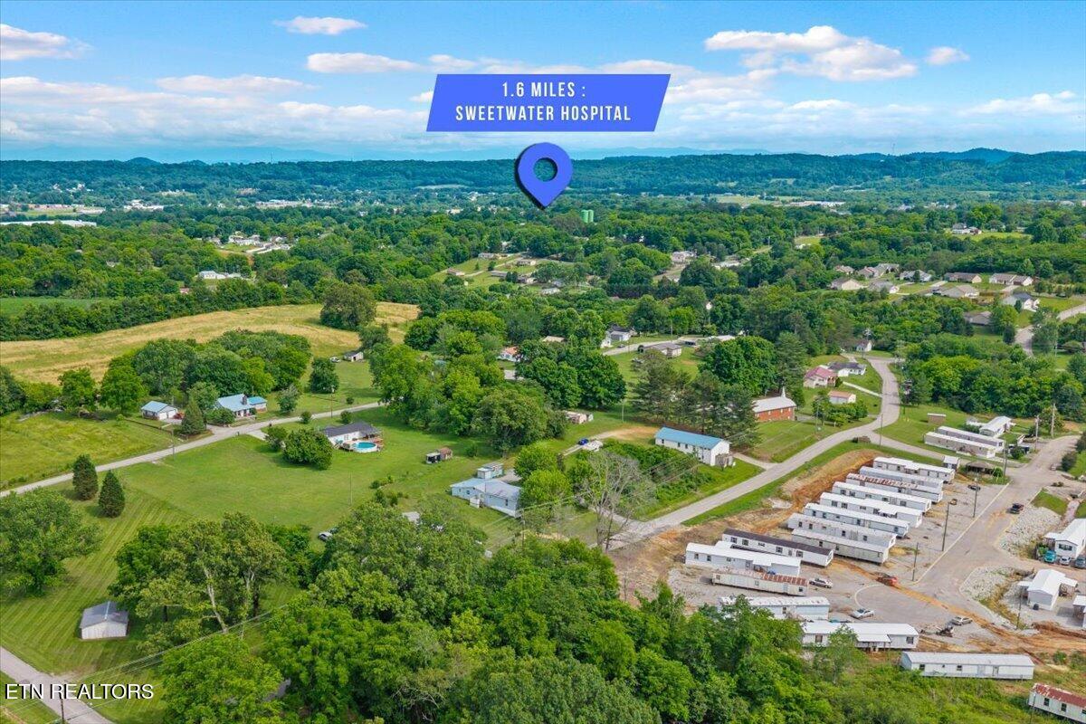 142 North Point Road Sweetwater TN 37874