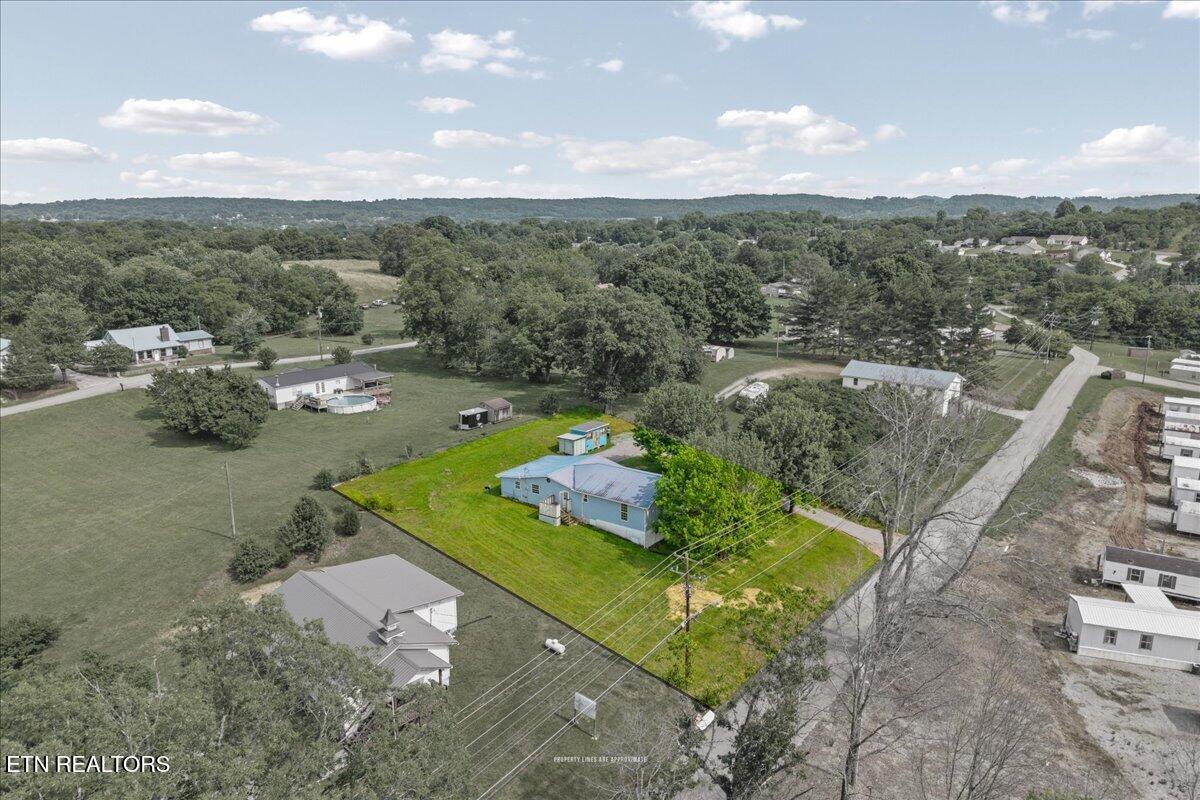 142 North Point Road Sweetwater TN 37874