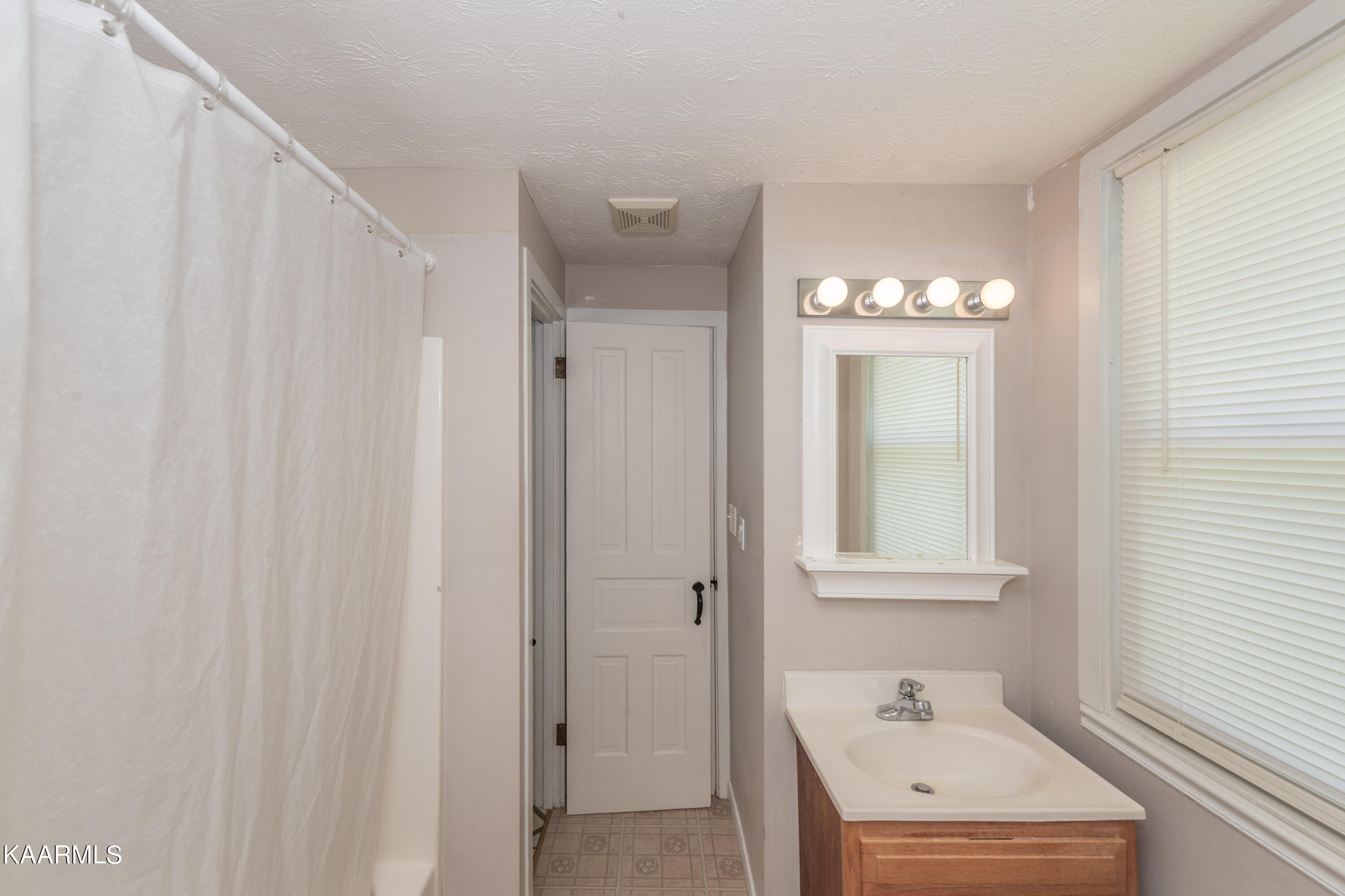 73 West Norris Road Norris TN 37828