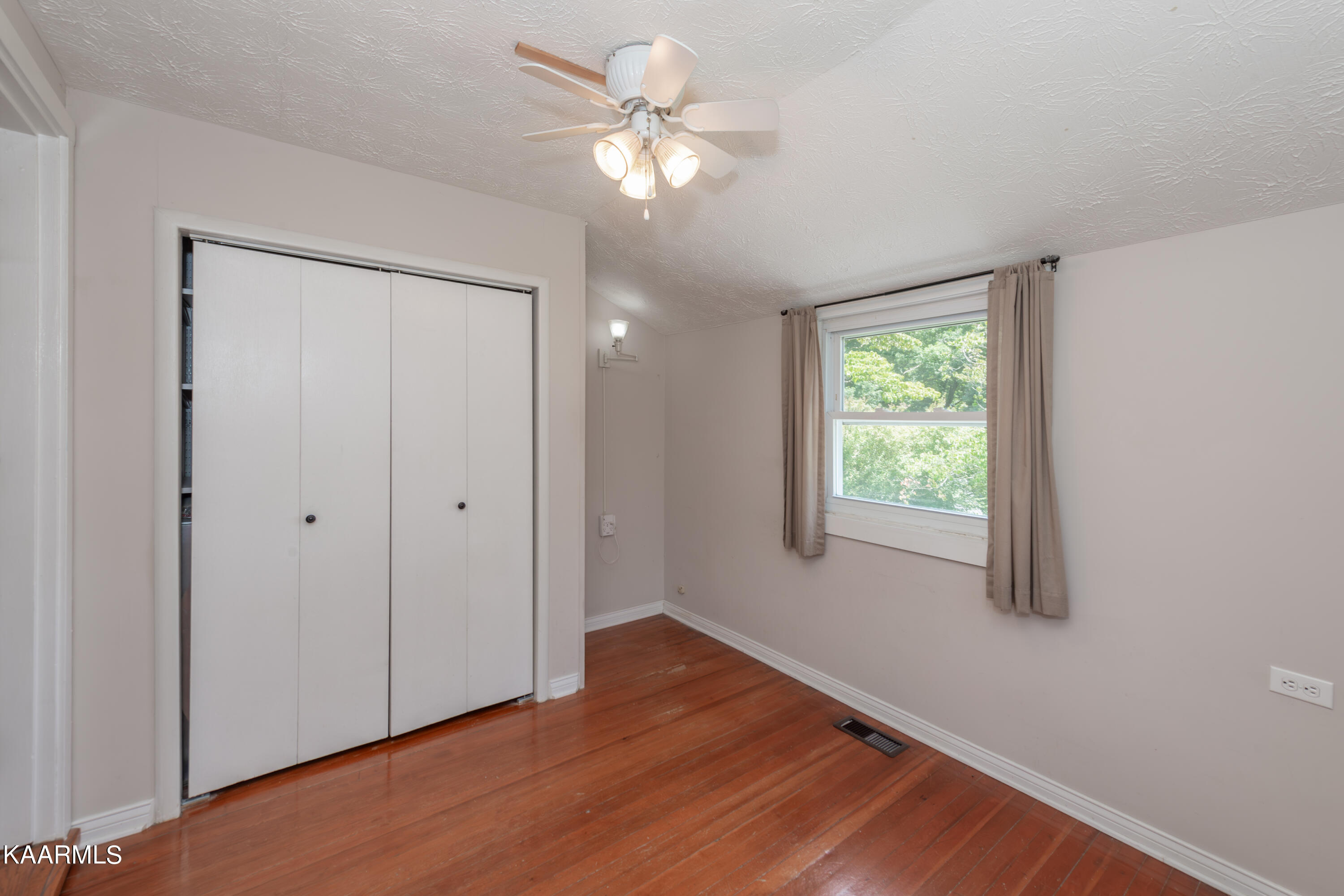 73 West Norris Road Norris TN 37828