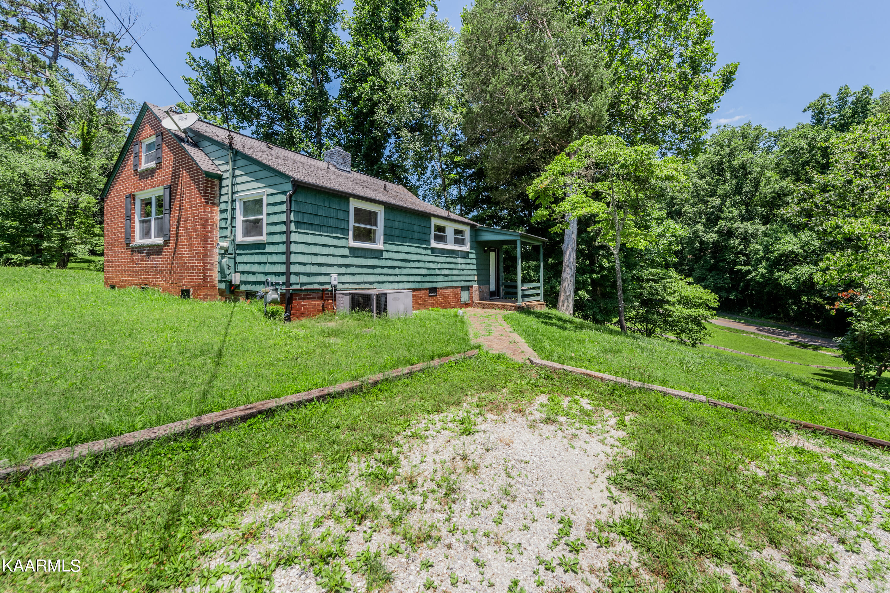 73 West Norris Road Norris TN 37828