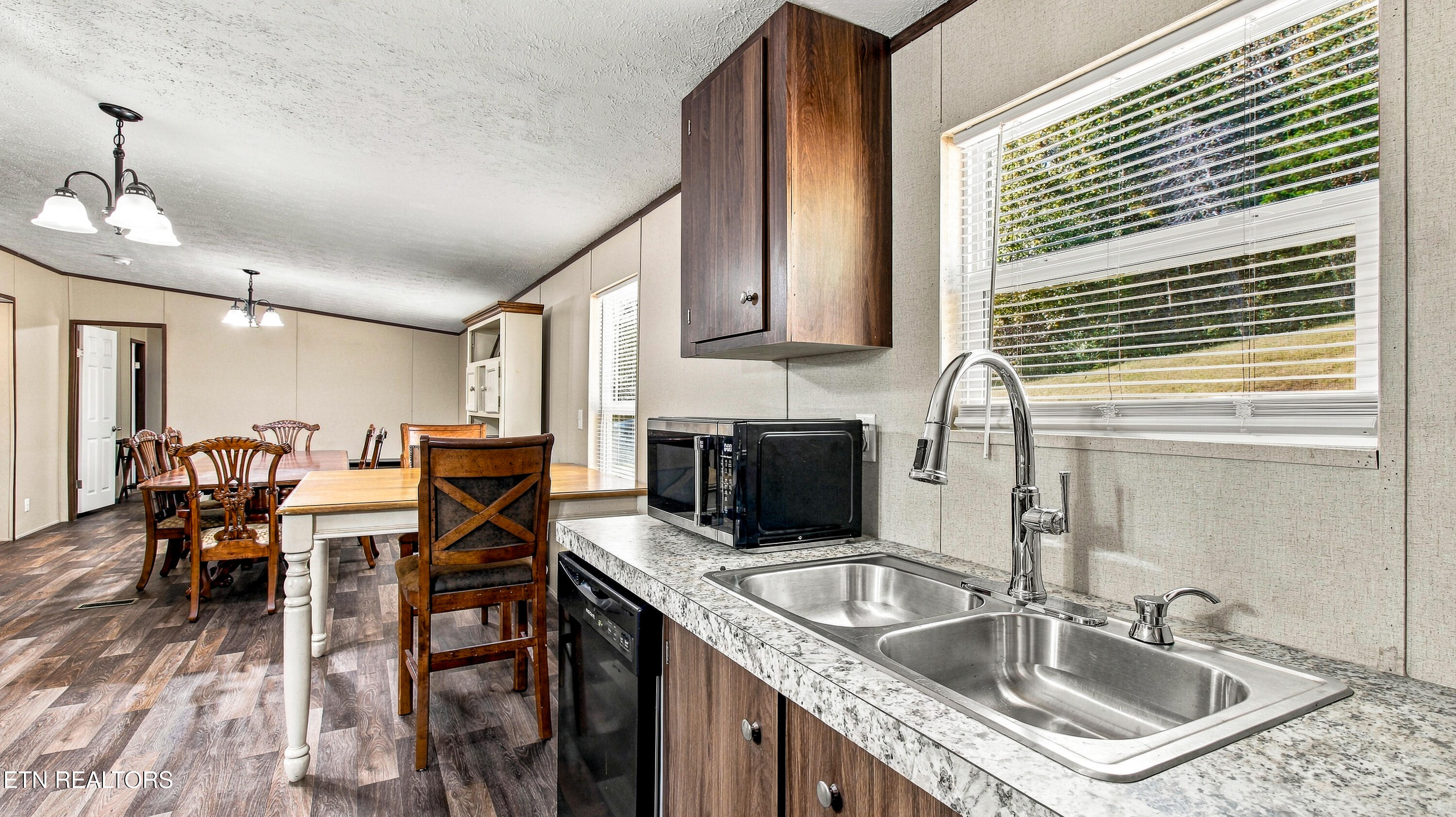 550 Granite Road Clinton TN 37716
