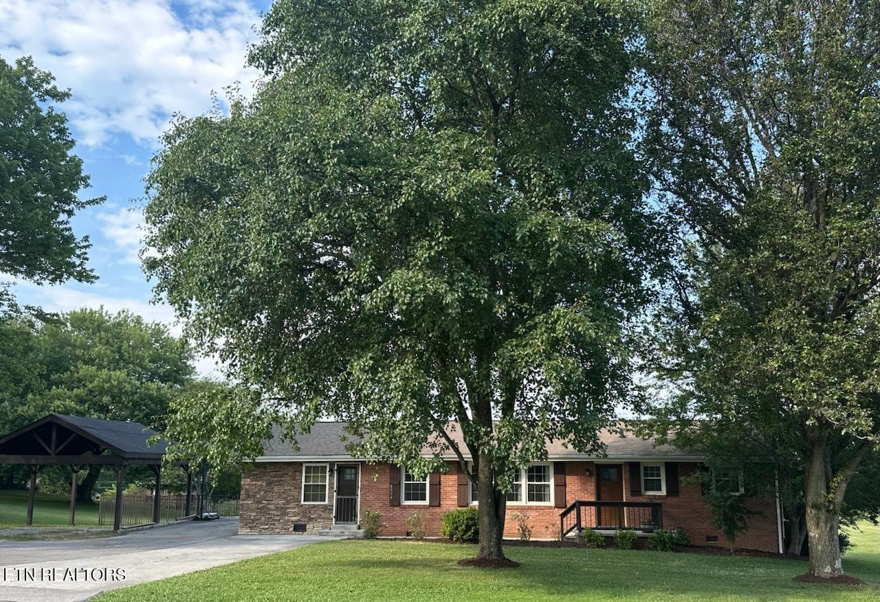 8024 Sharp Road Powell TN 37849