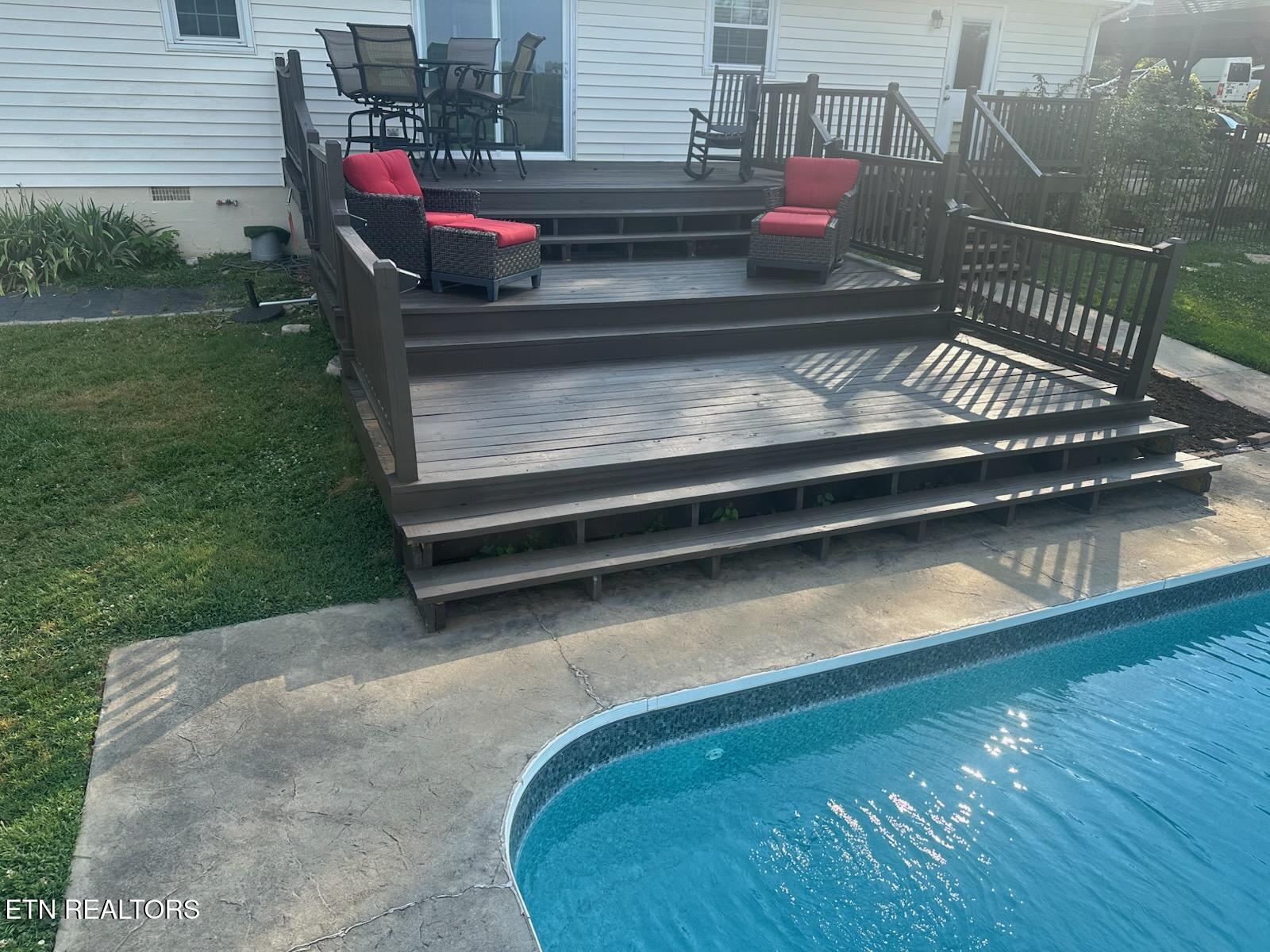 8024 Sharp Road Powell TN 37849