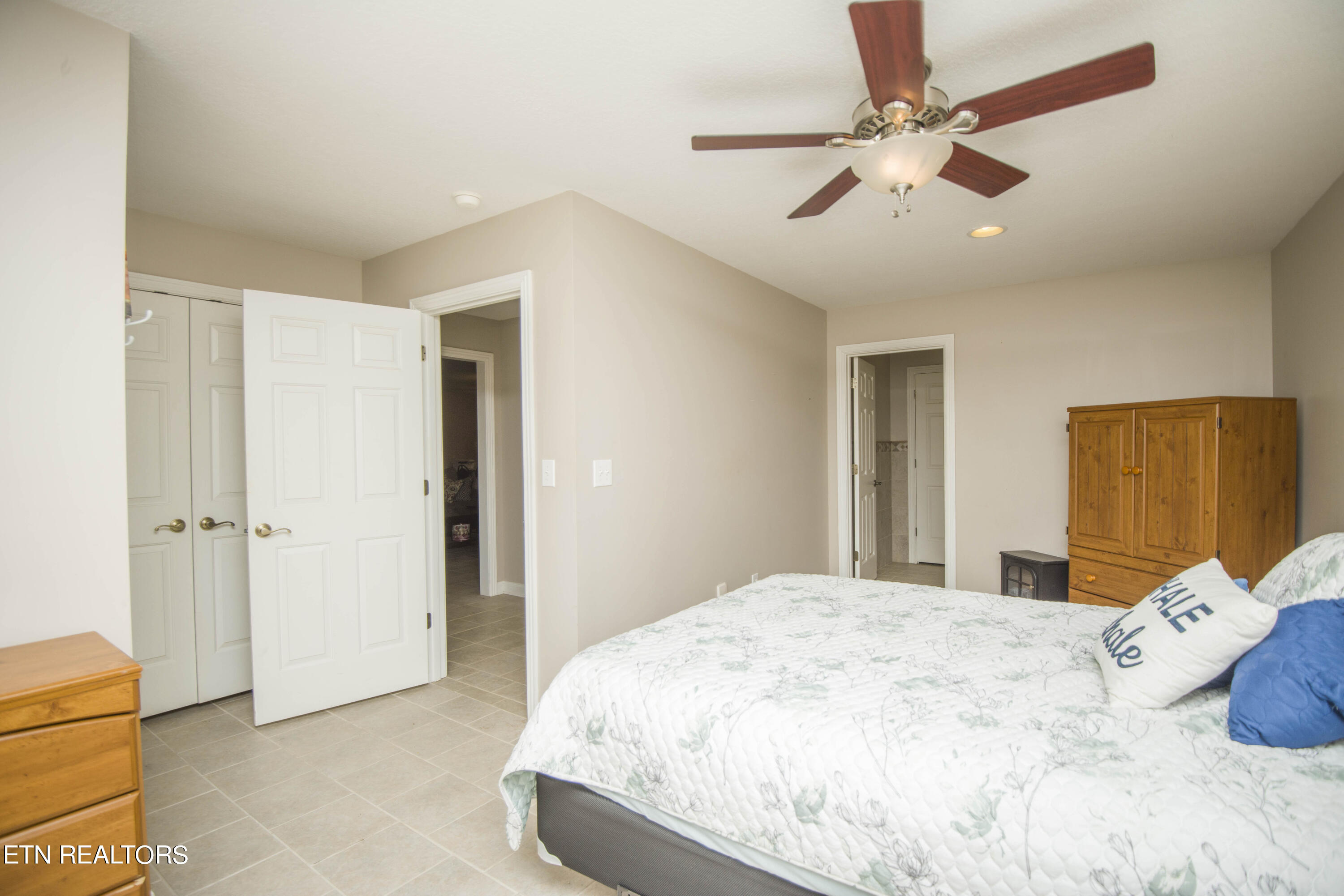 2167 Sugar Grove Valley Road Harriman TN 37748