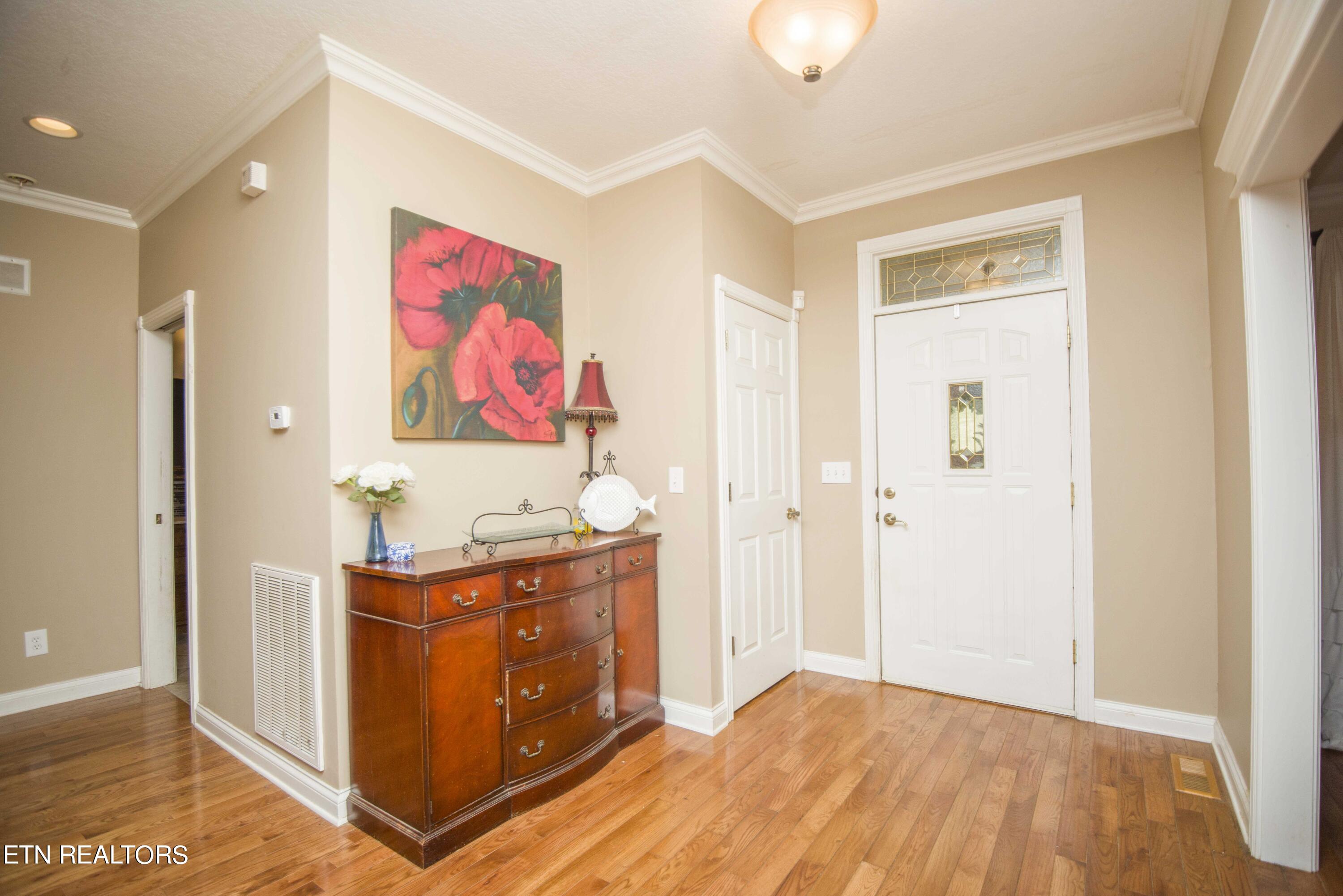 2167 Sugar Grove Valley Road Harriman TN 37748