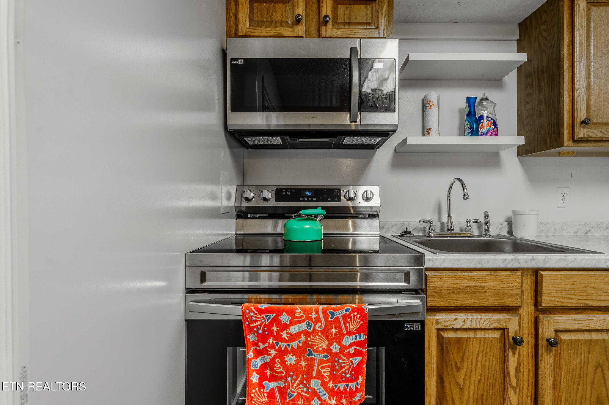 405 Eastley Court Kingsport TN 37660