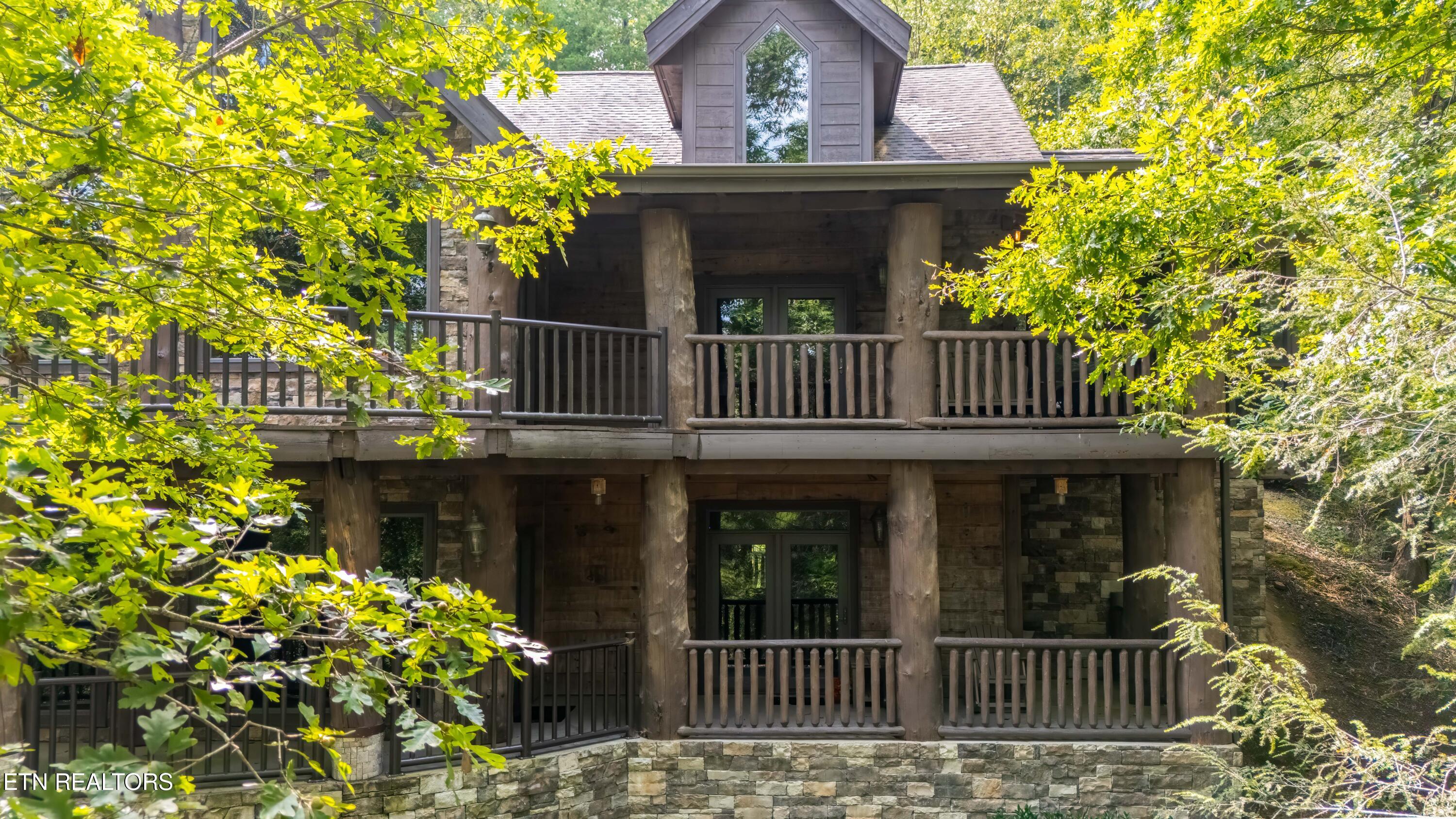 2670 Cedar Falls Way Sevierville TN 37862