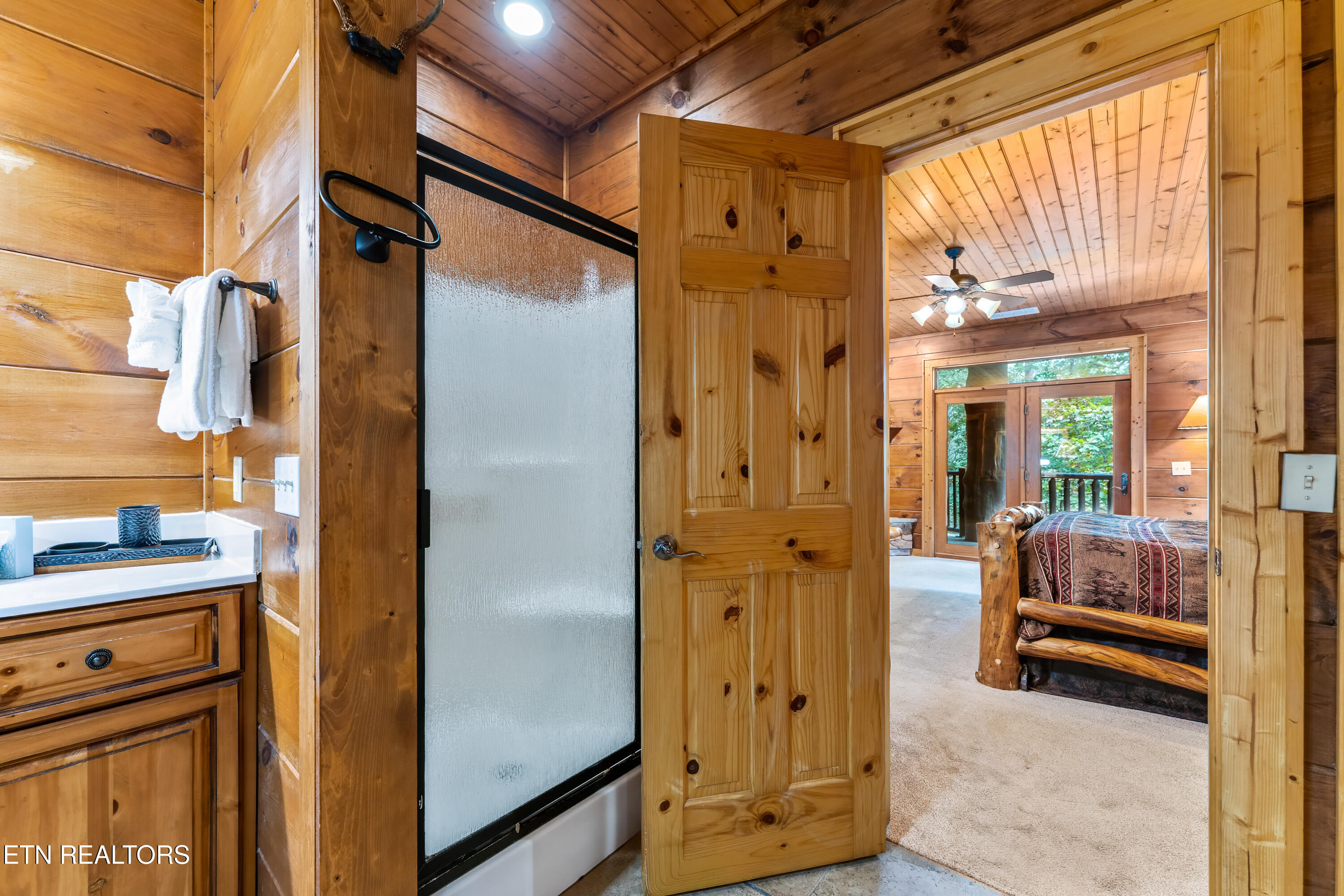 2670 Cedar Falls Way Sevierville TN 37862