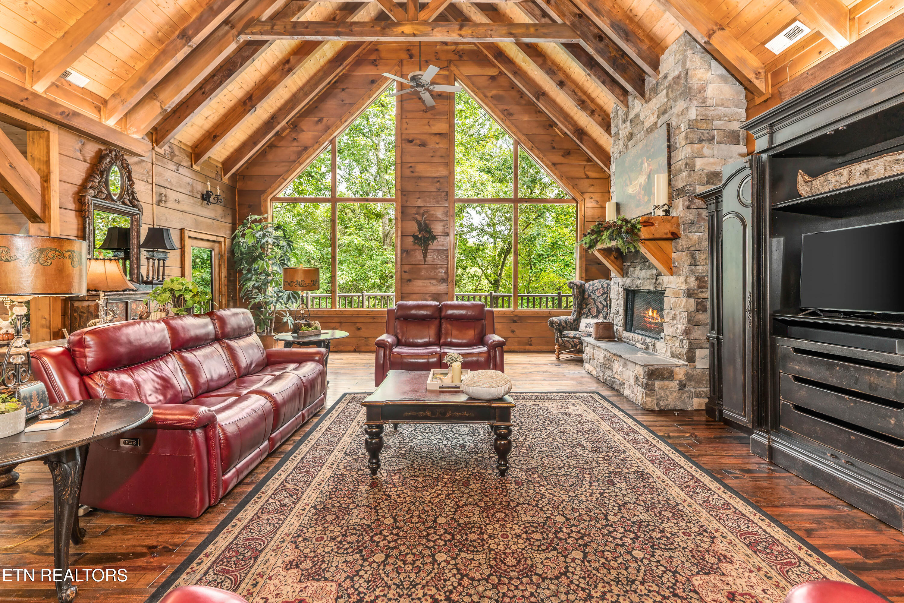 2670 Cedar Falls Way Sevierville TN 37862