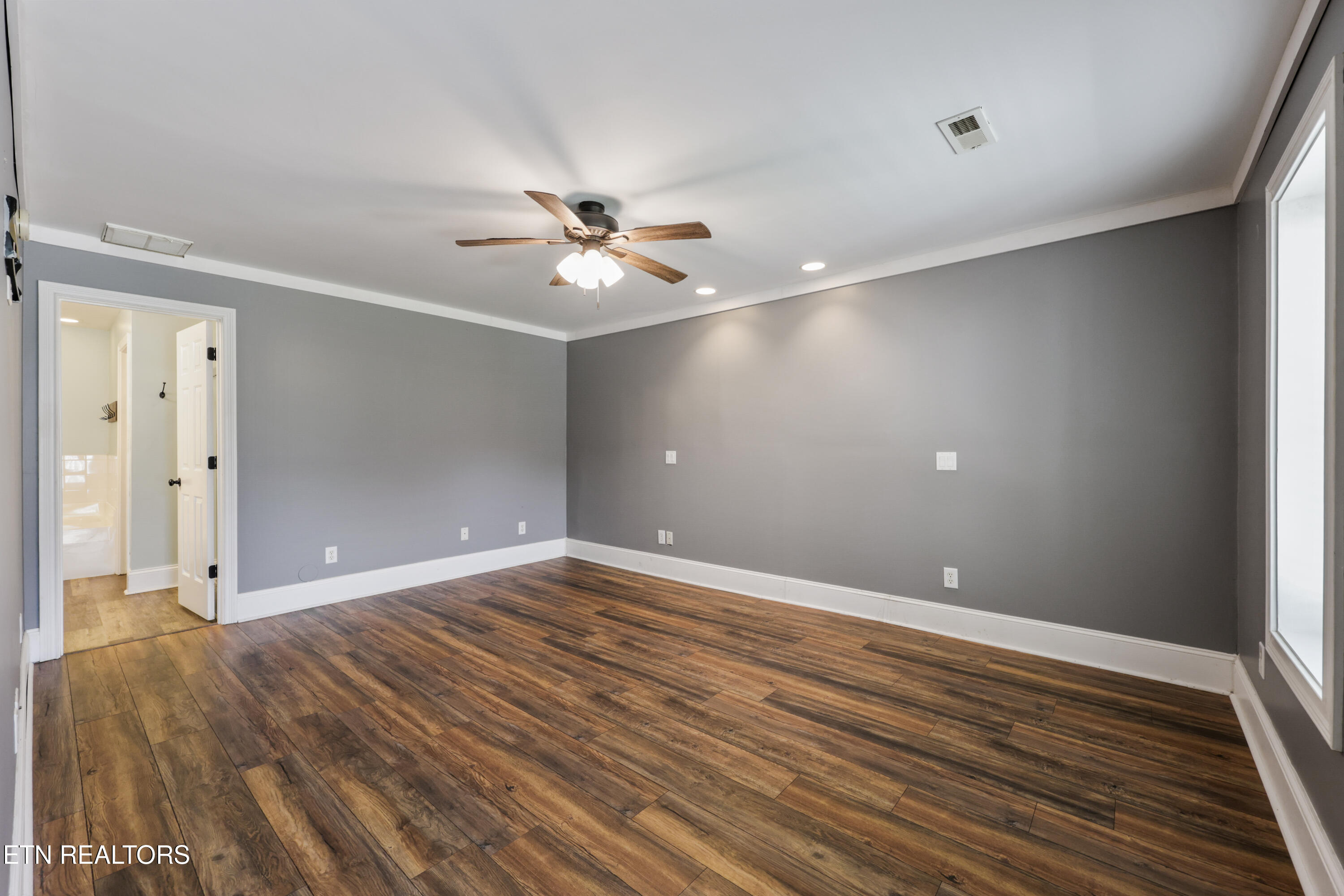 9913 Bluegrass Road Knoxville TN 37922