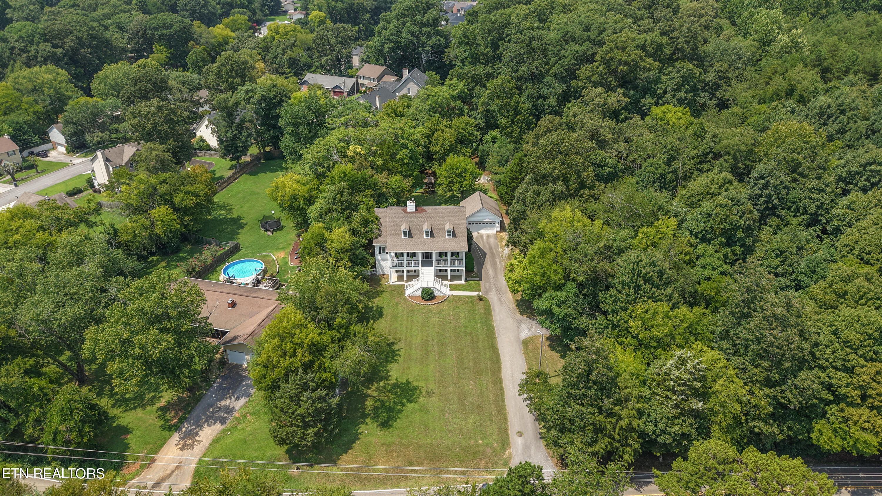 9913 Bluegrass Road Knoxville TN 37922