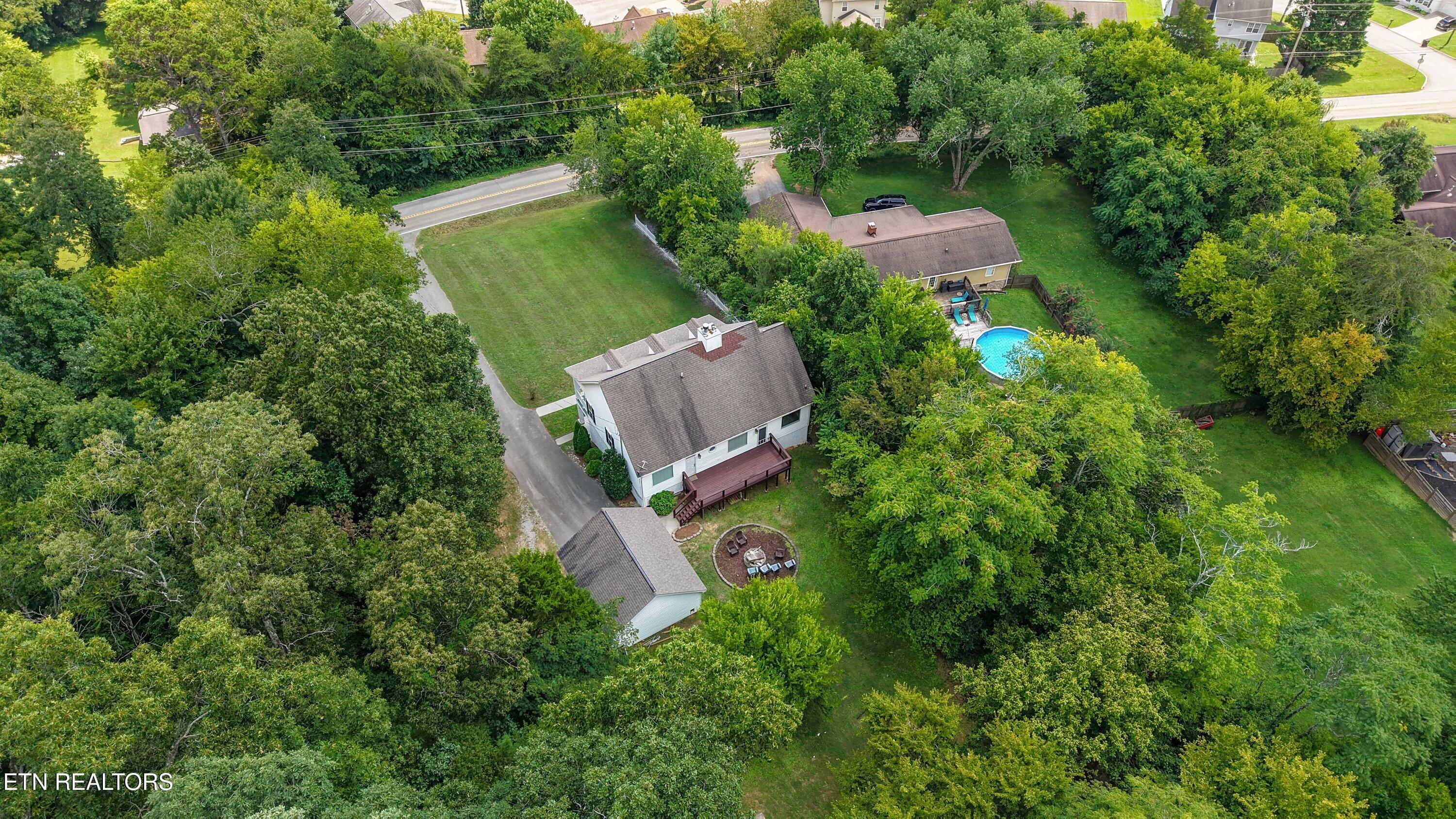 9913 Bluegrass Road Knoxville TN 37922