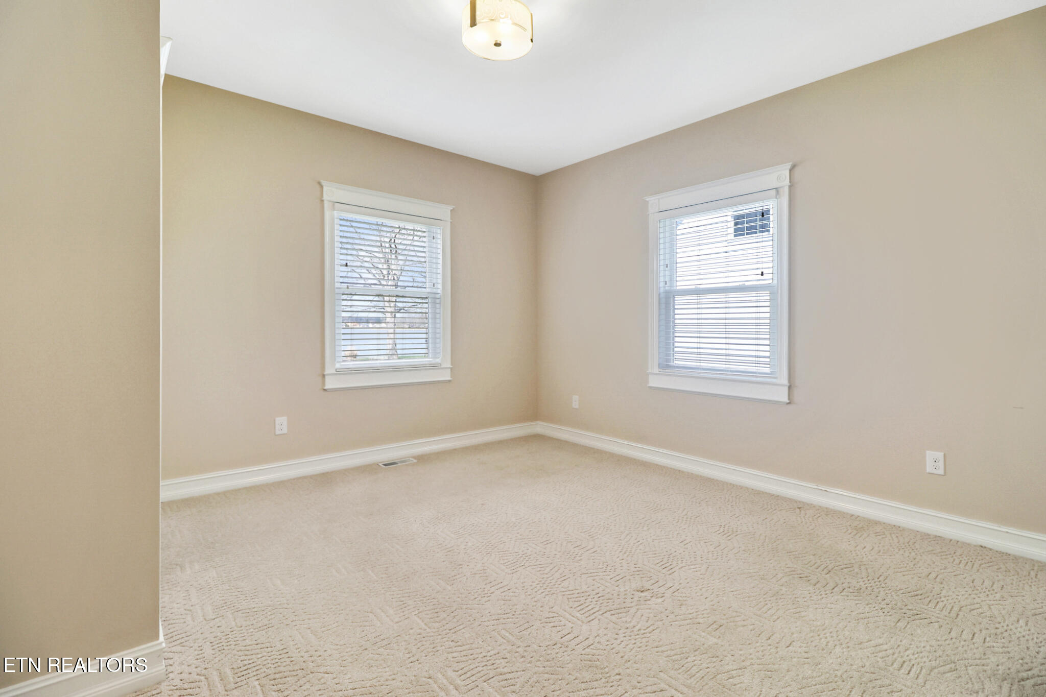 9419 Cherokee Trail Crossville TN 38572