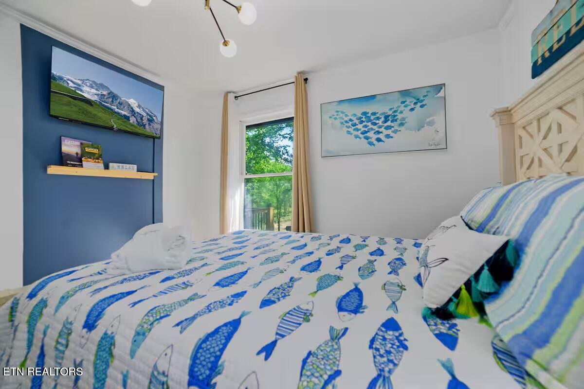 630 Ancient Oaks Court White Pine TN 37890