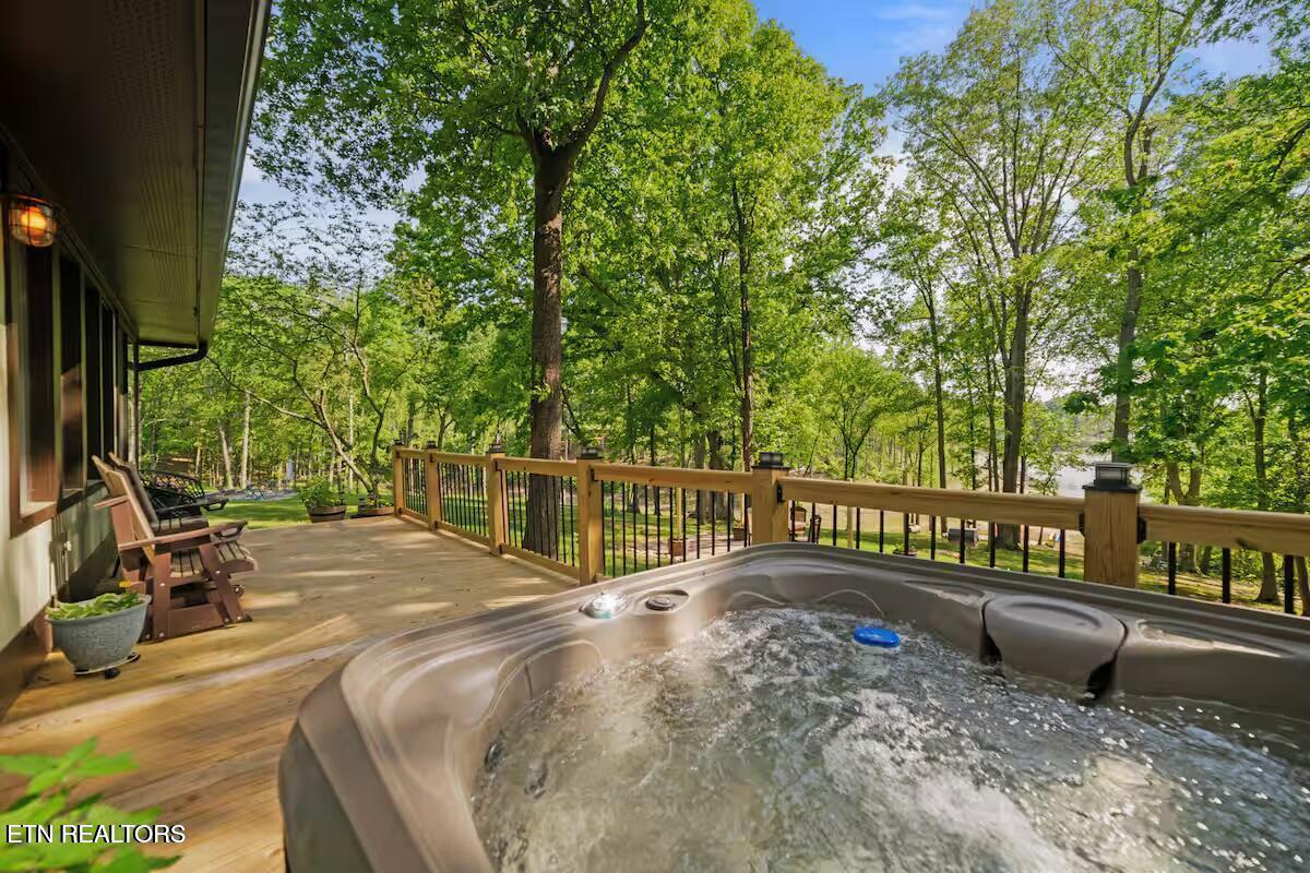 630 Ancient Oaks Court White Pine TN 37890
