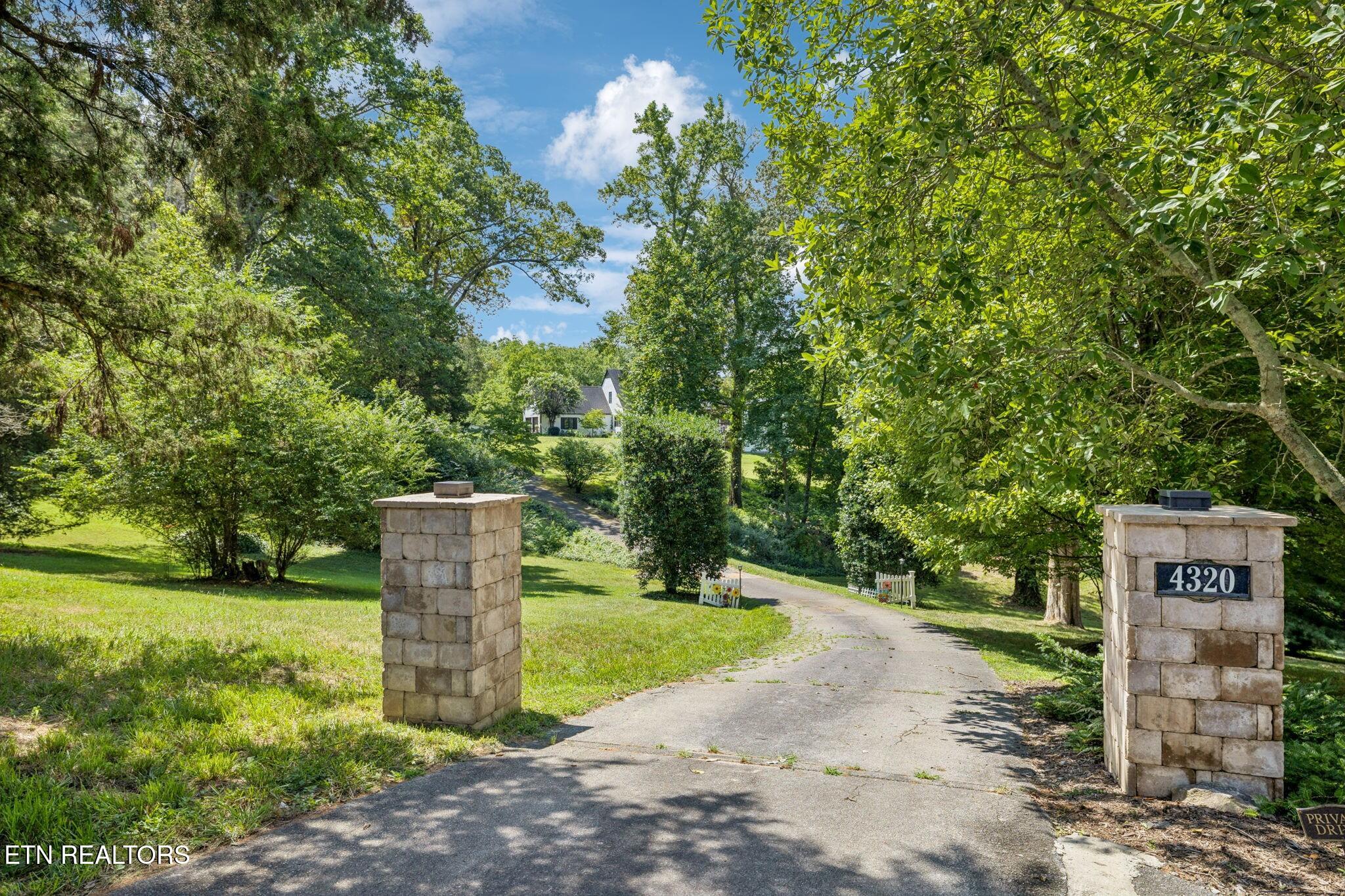4320 Beechwood Road Knoxville TN 37920