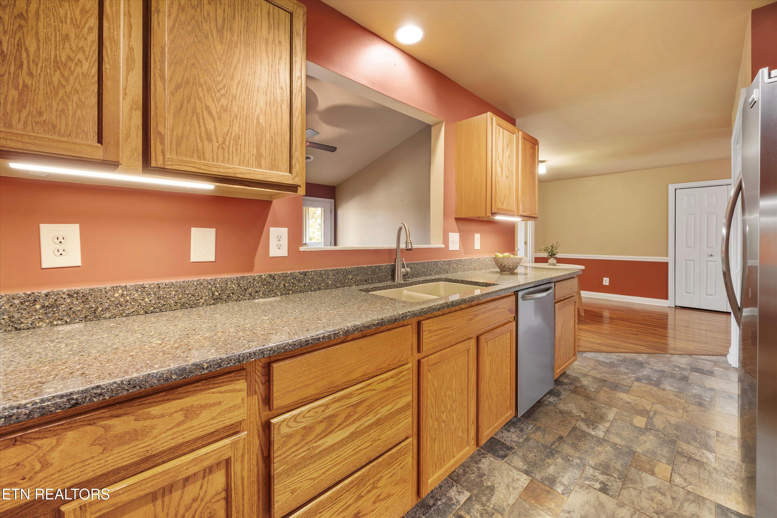 6375 Sky Song Lane Knoxville TN 37914
