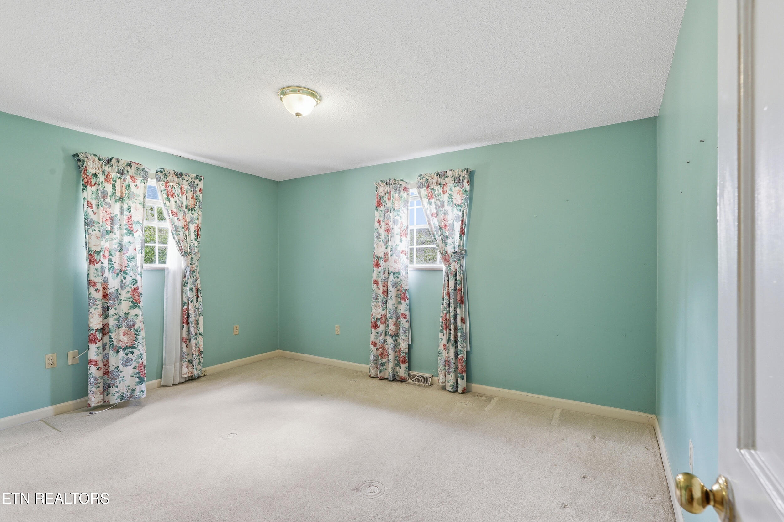 1437 Mount Vista Drive Knoxville TN 37920