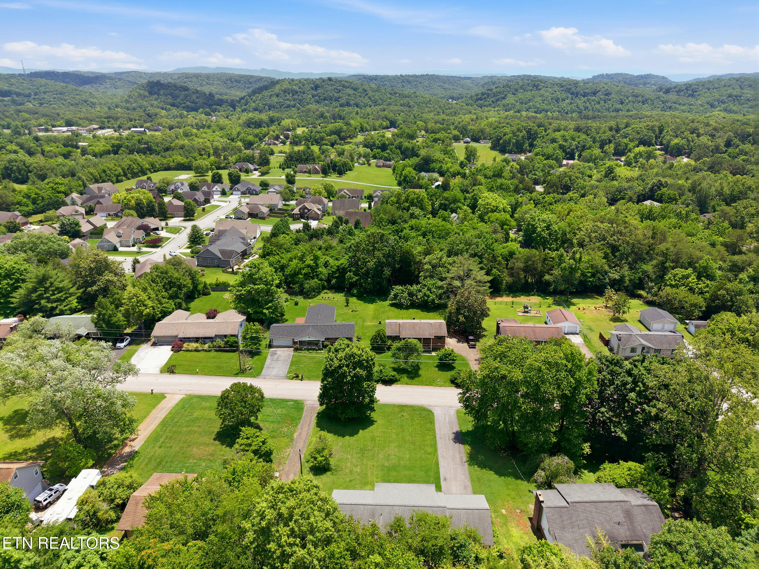 1437 Mount Vista Drive Knoxville TN 37920