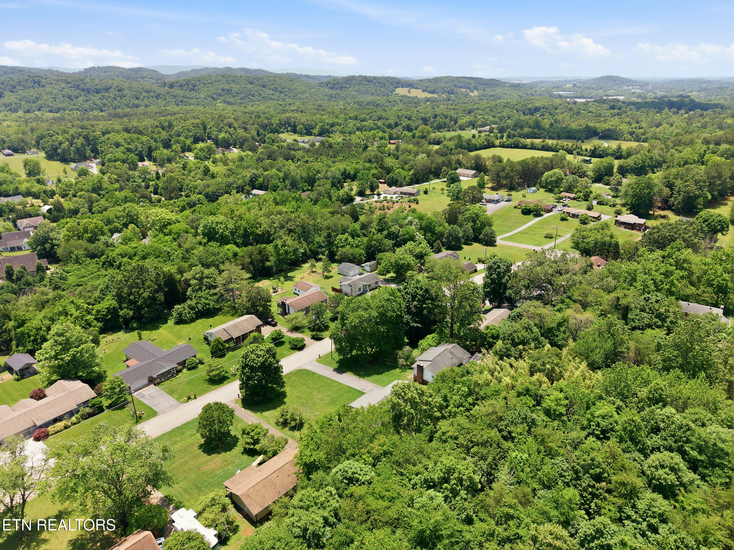 1437 Mount Vista Drive Knoxville TN 37920