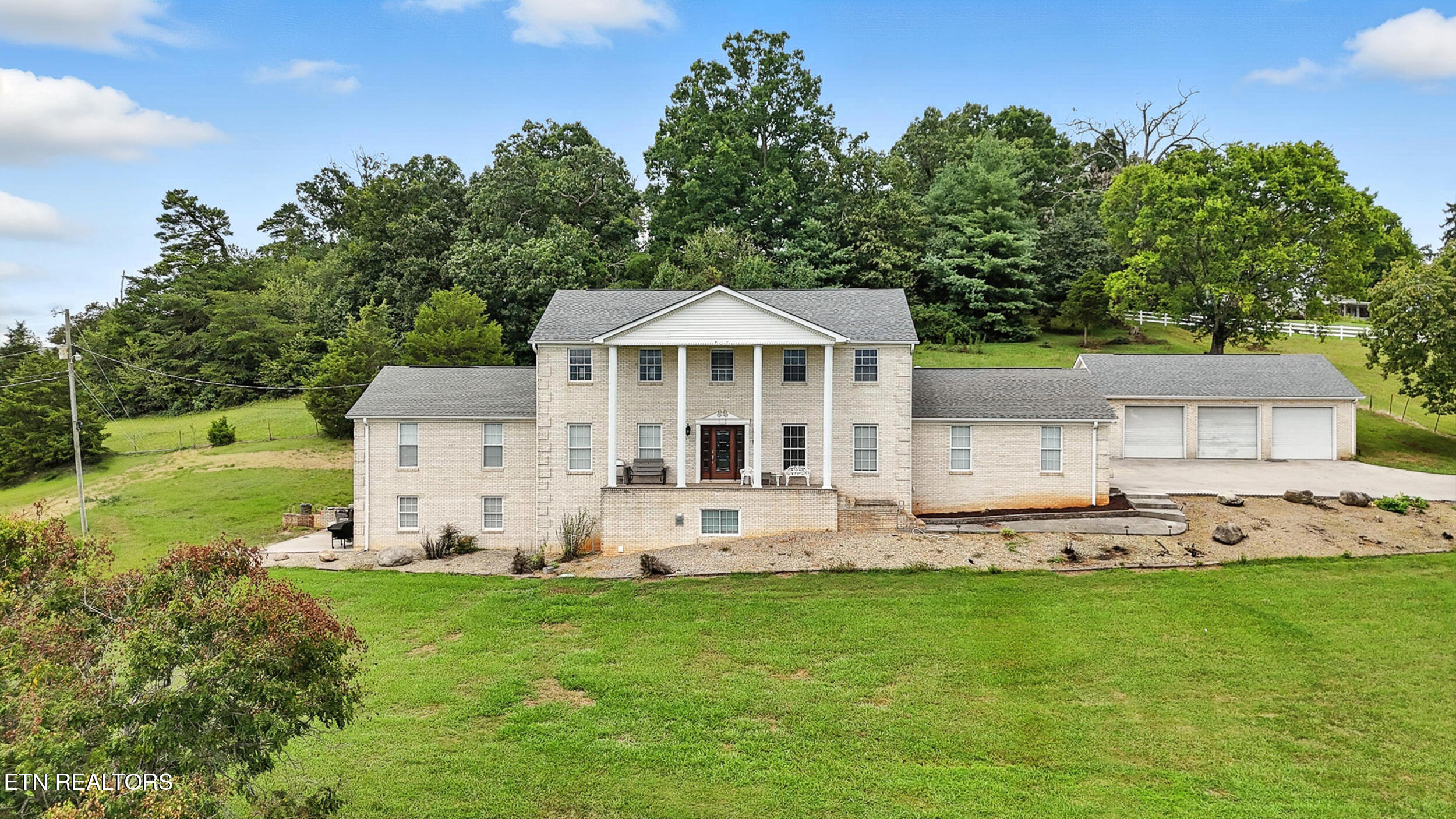212 Simmons Road Seymour TN 37865