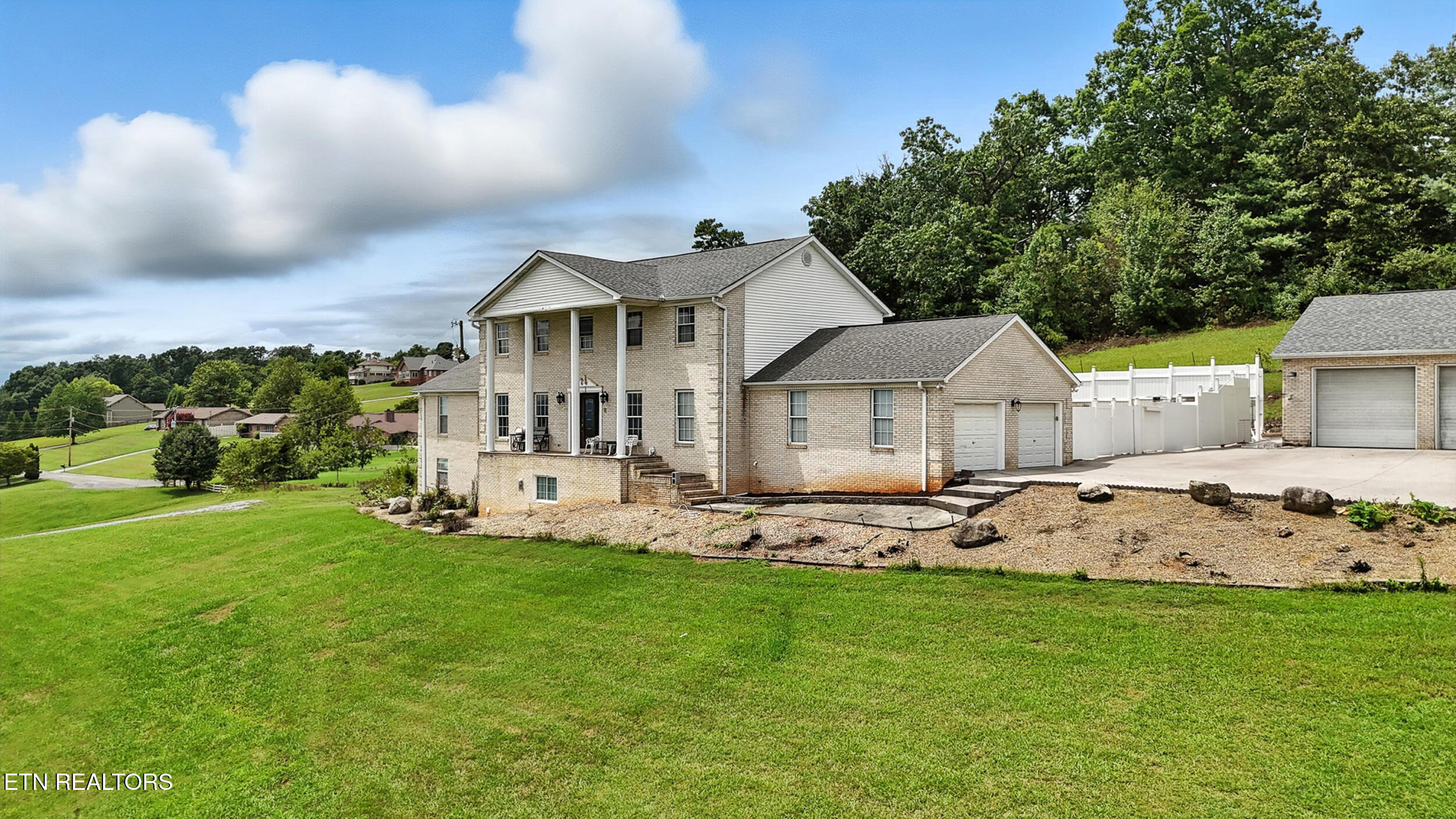 212 Simmons Road Seymour TN 37865