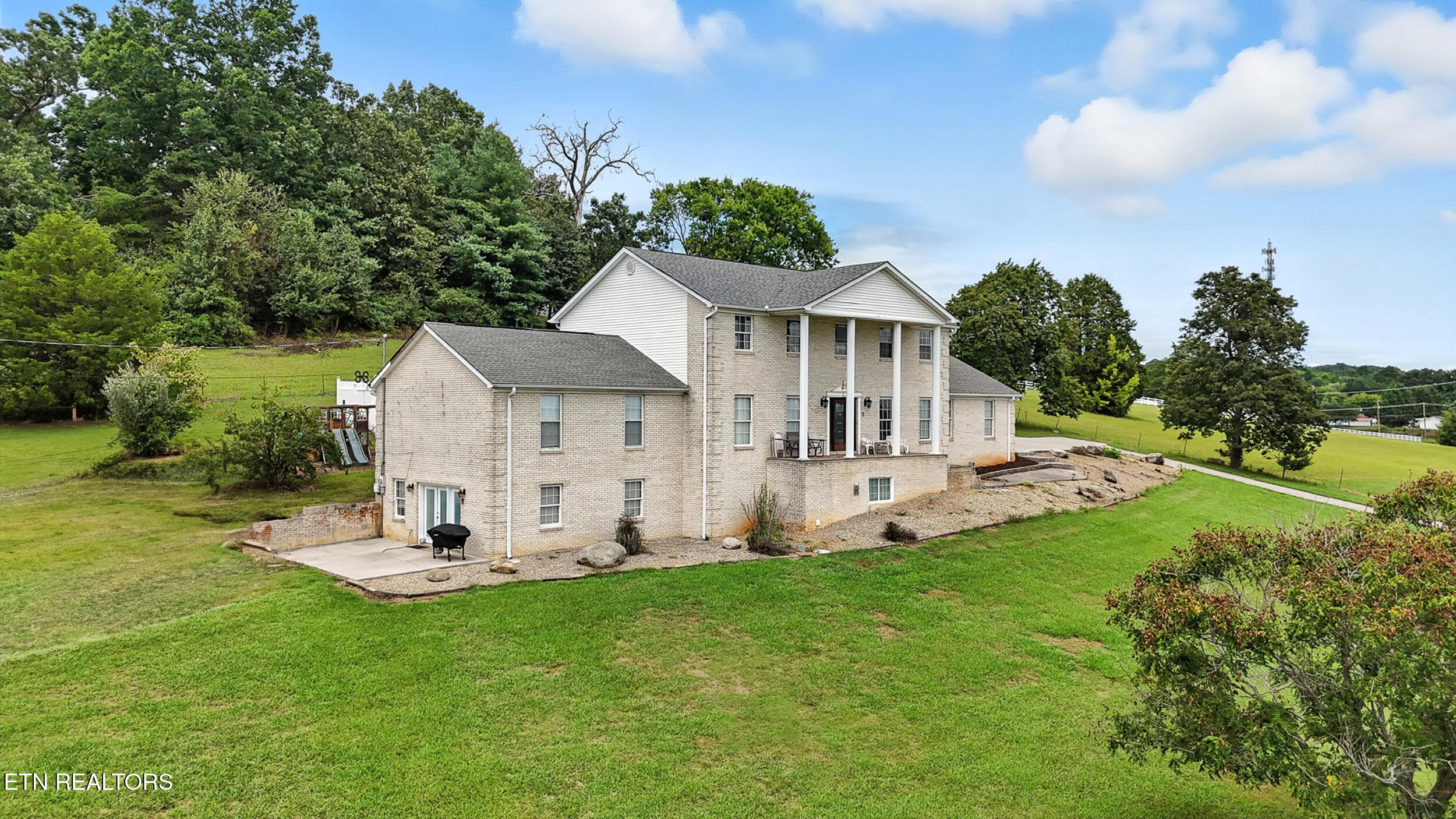 212 Simmons Road Seymour TN 37865