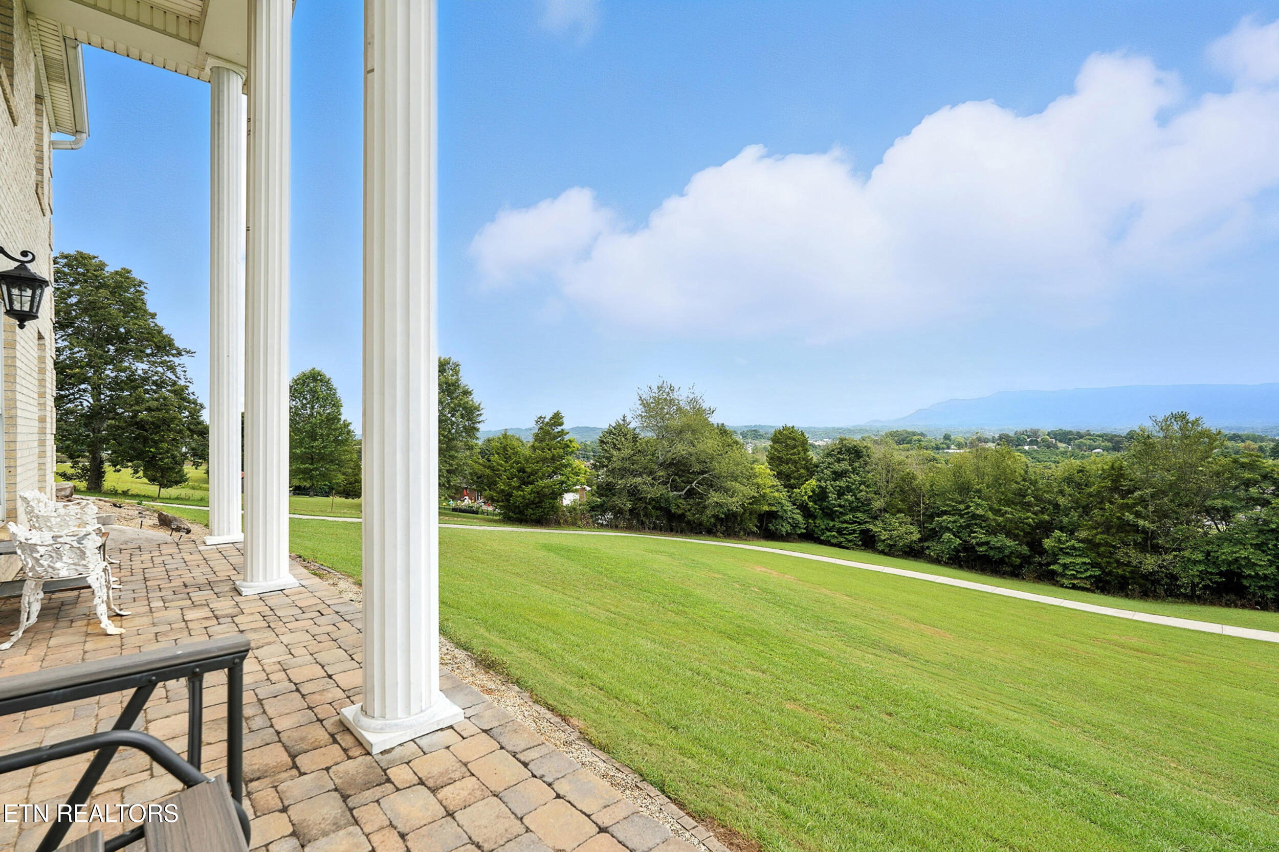 212 Simmons Road Seymour TN 37865