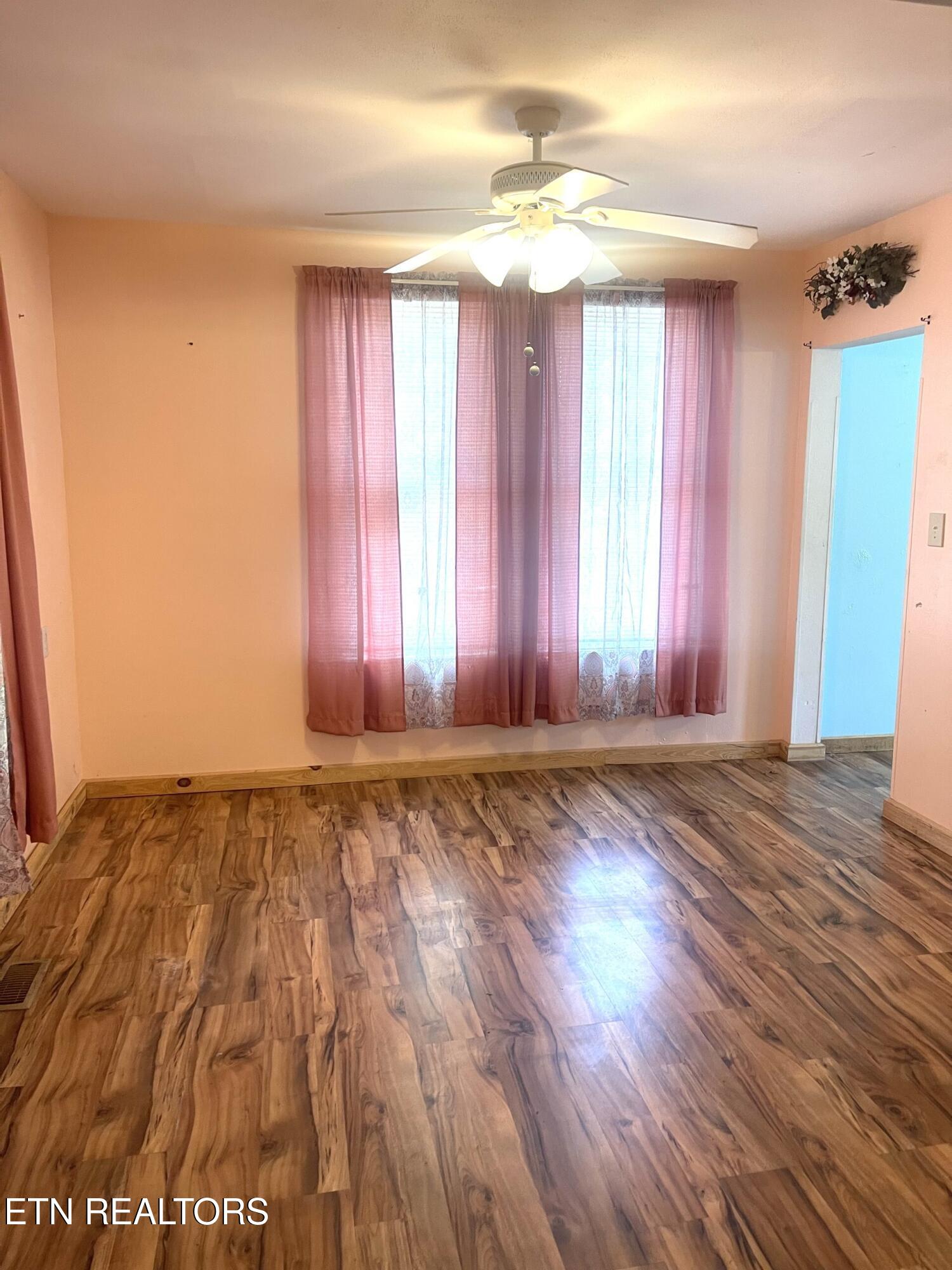 1118 Georgia Avenue Athens TN 37303