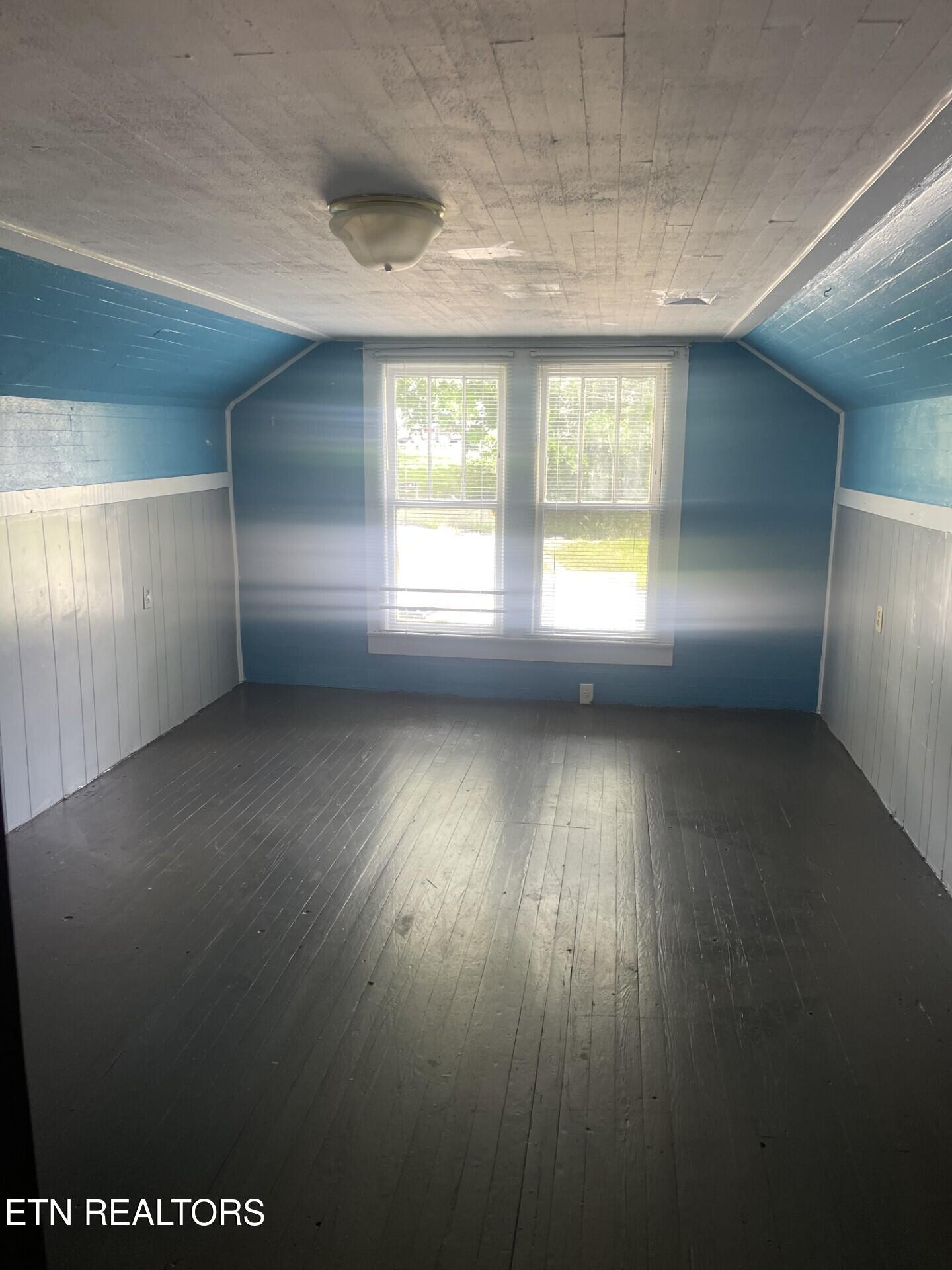 1118 Georgia Avenue Athens TN 37303
