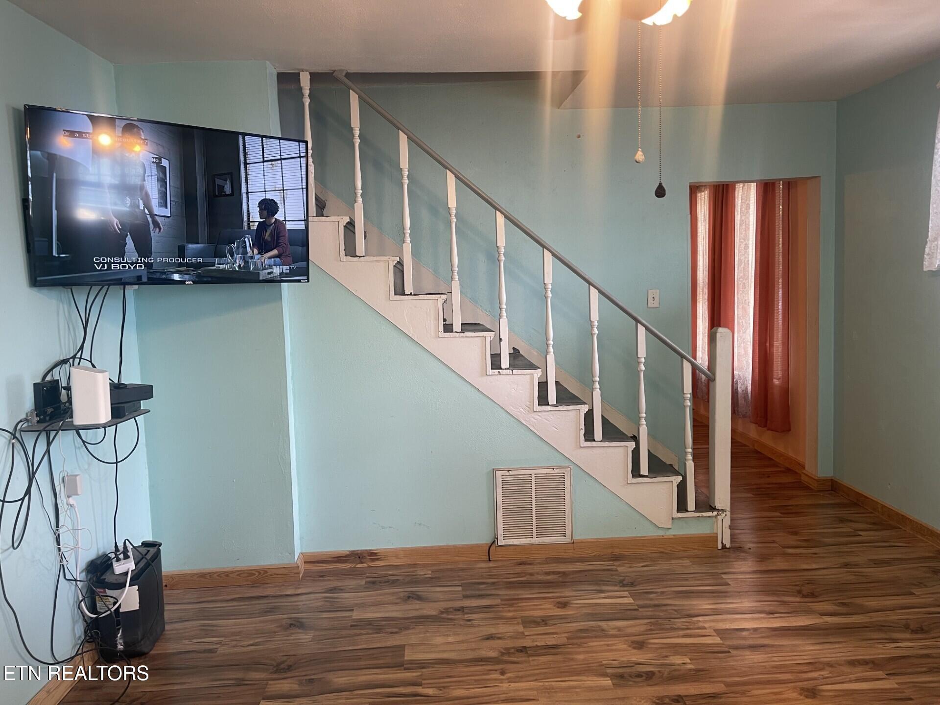 1118 Georgia Avenue Athens TN 37303
