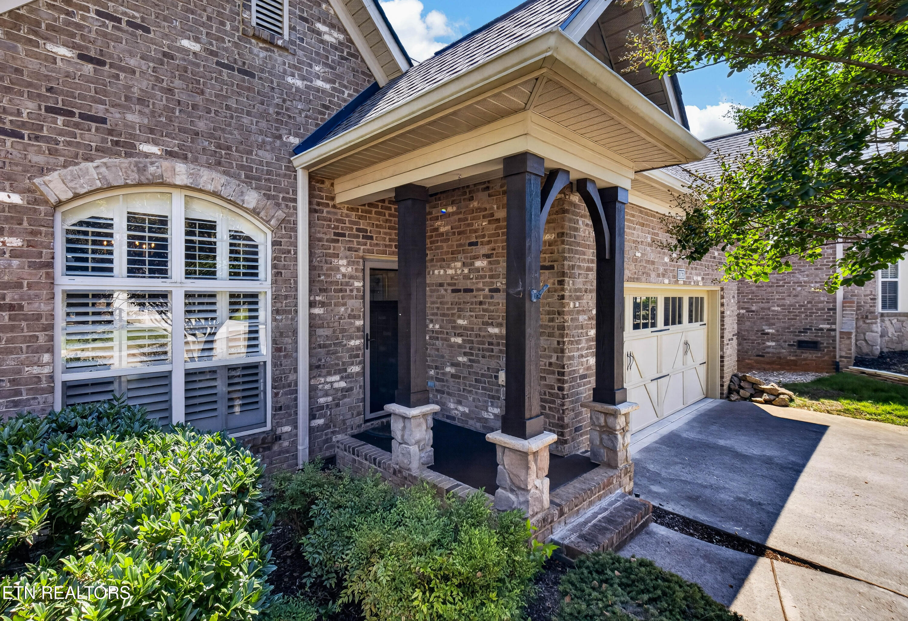 1163 Bishops View Lane Knoxville TN 37932