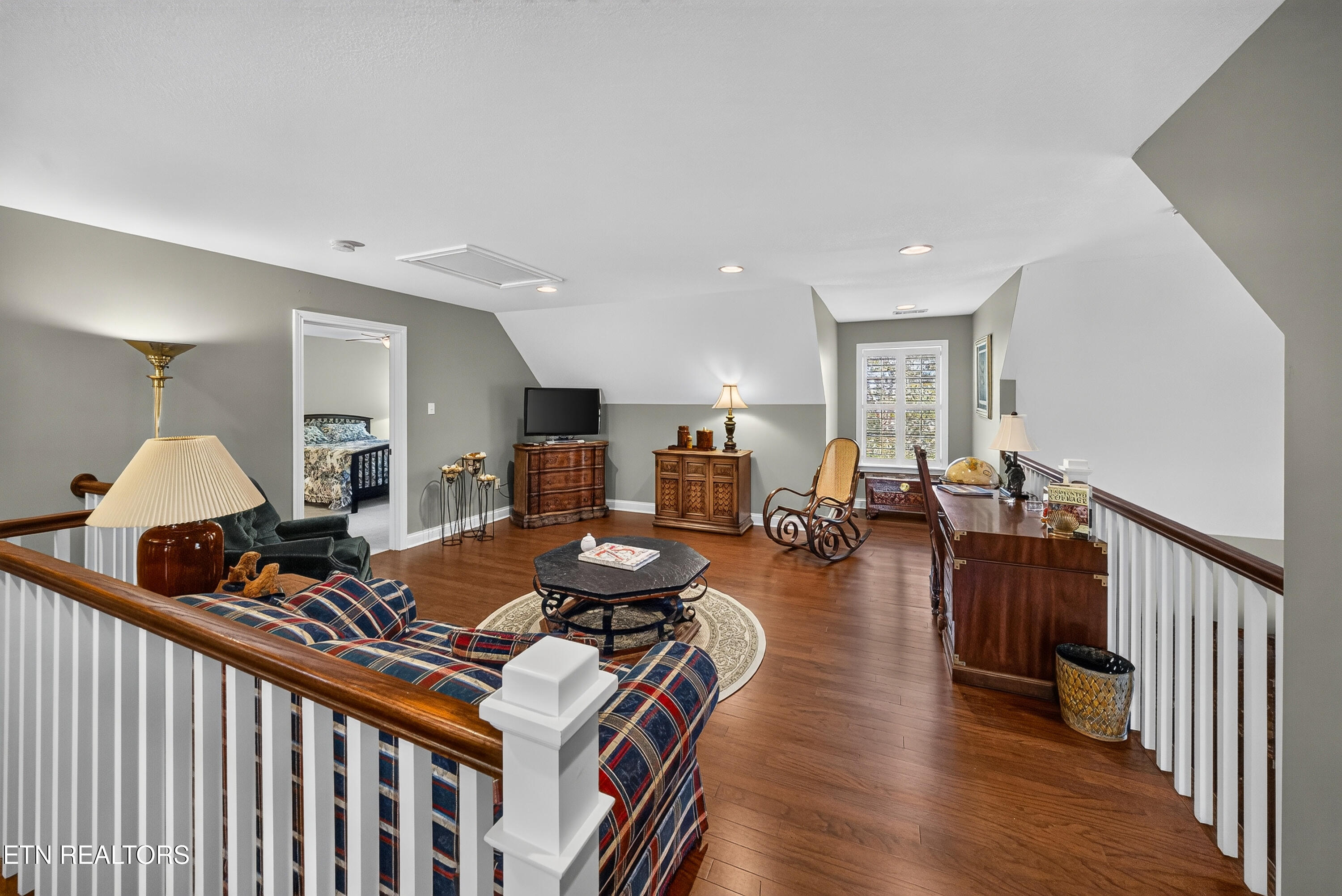 1163 Bishops View Lane Knoxville TN 37932