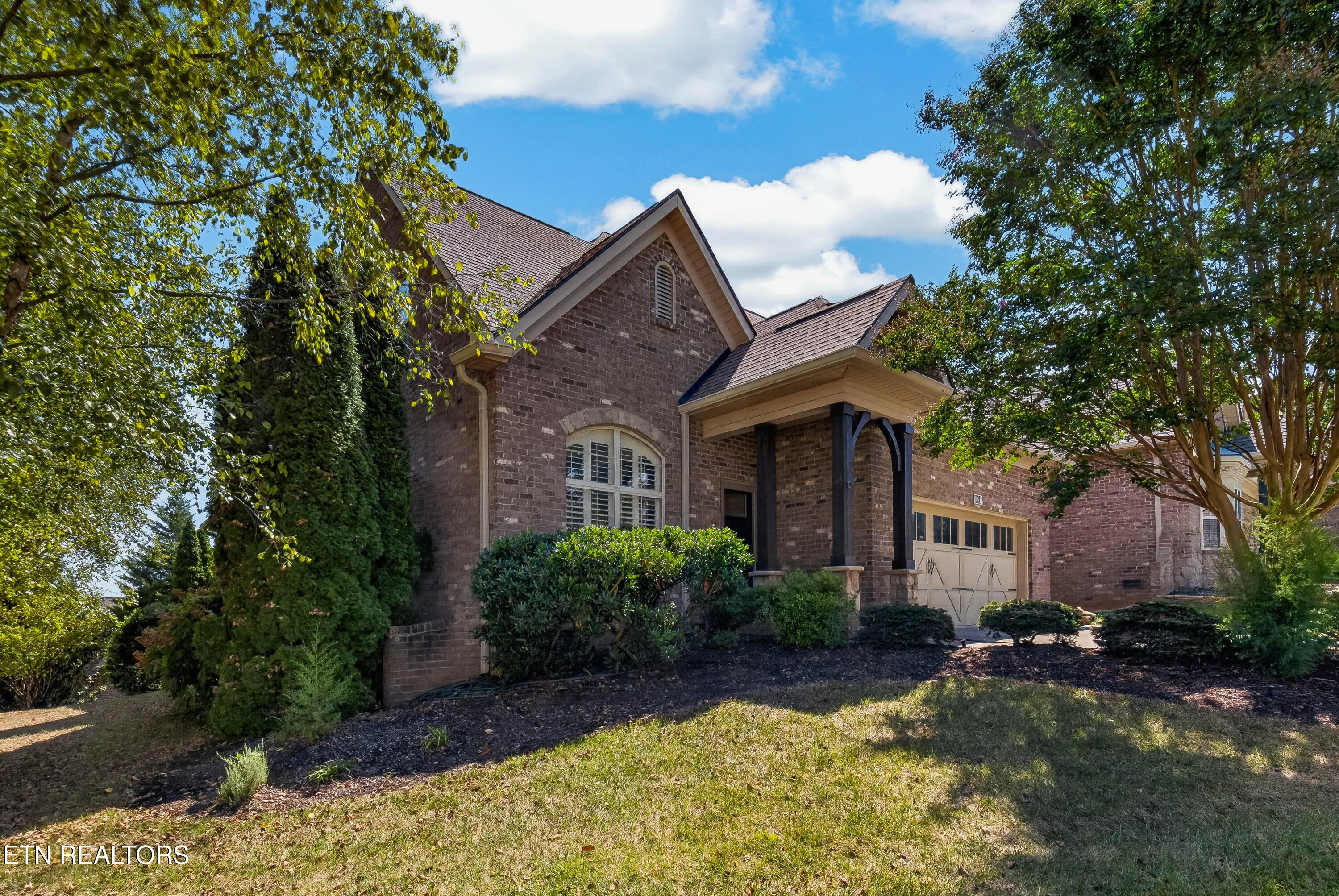 1163 Bishops View Lane Knoxville TN 37932