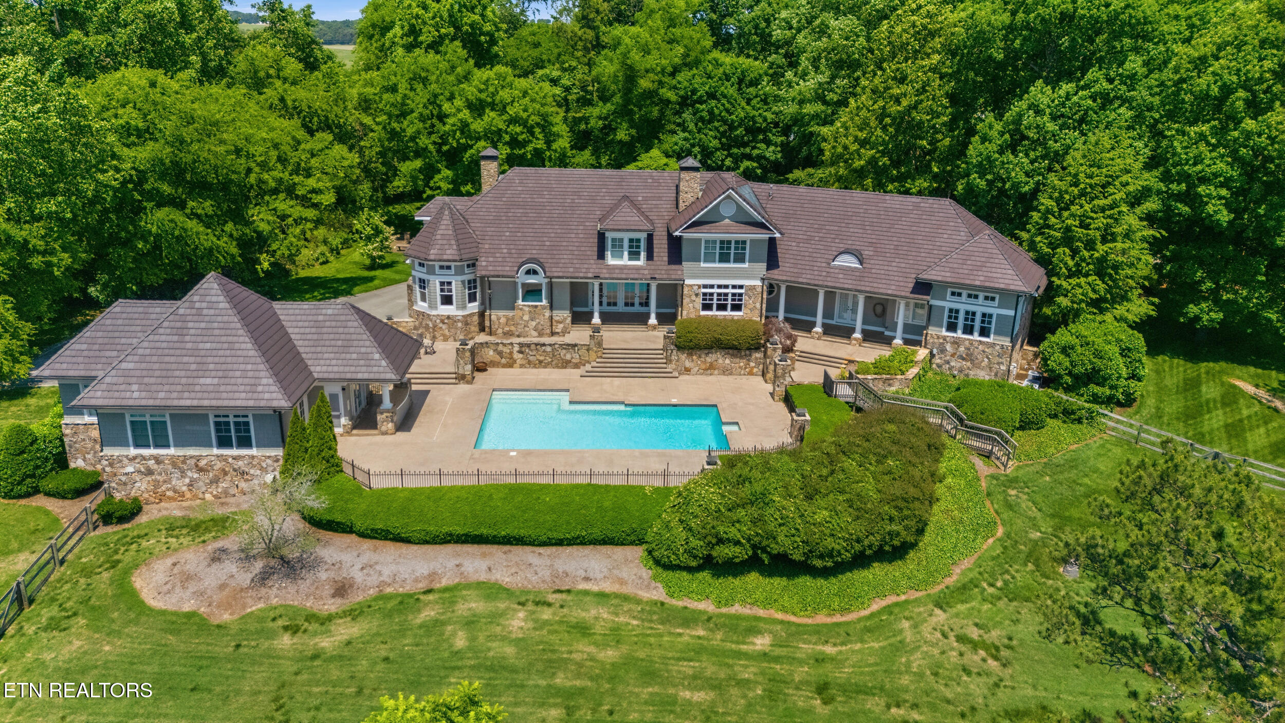 1304 Copperstone Lane Knoxville TN 37922