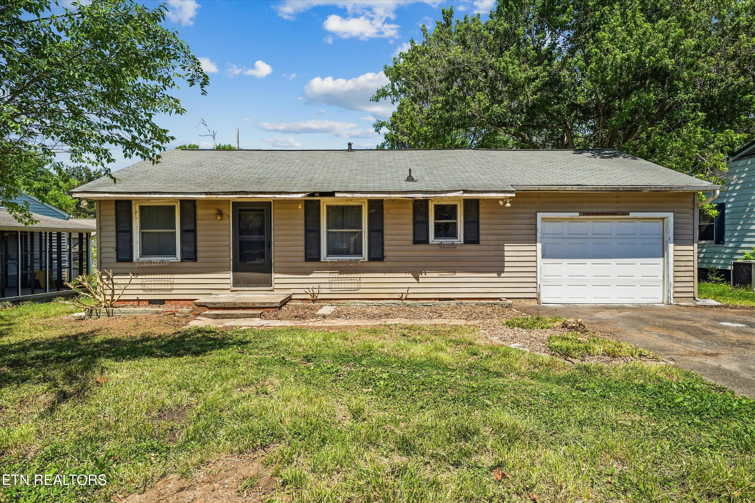 310 Defoe Circle Maryville TN 37804