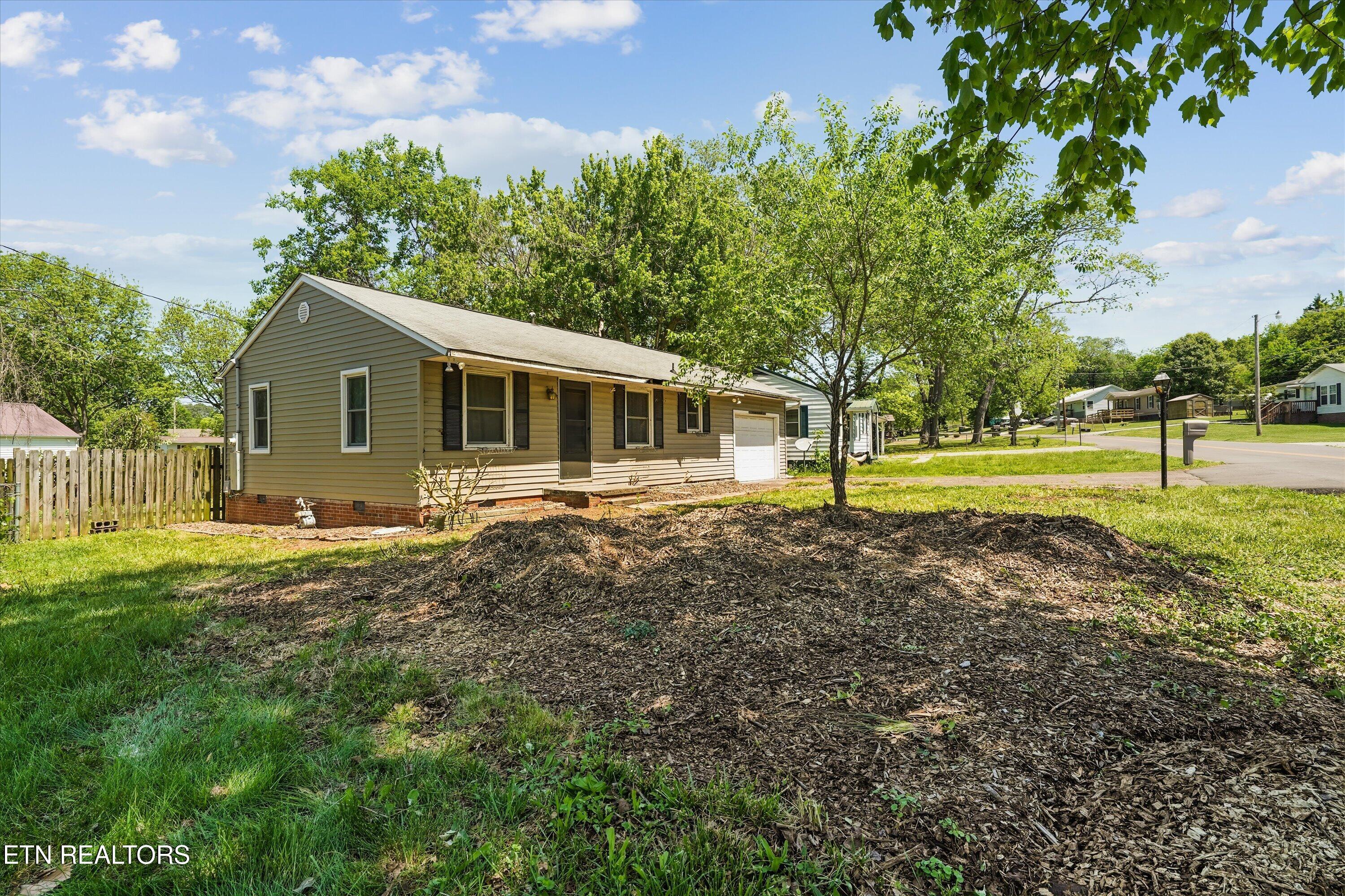 310 Defoe Circle Maryville TN 37804