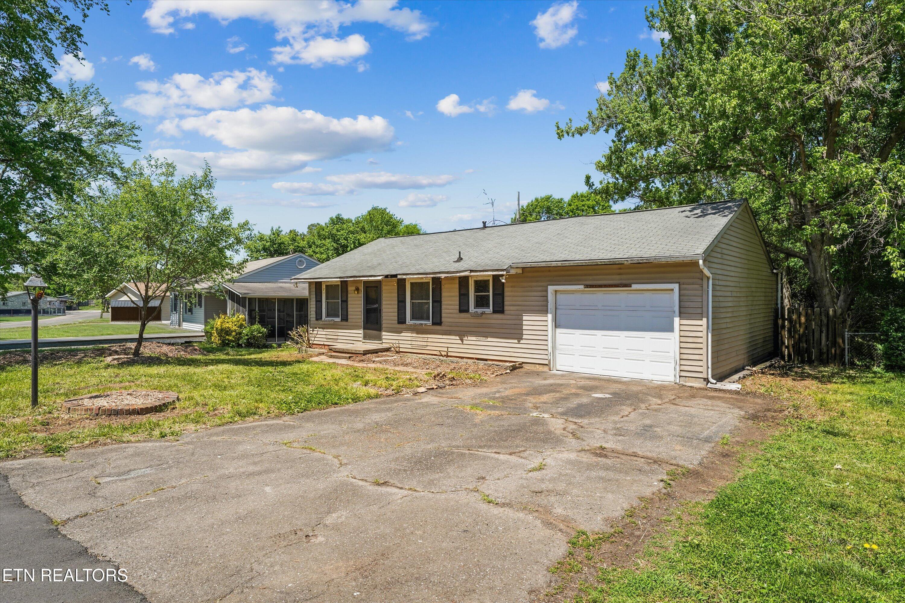 310 Defoe Circle Maryville TN 37804