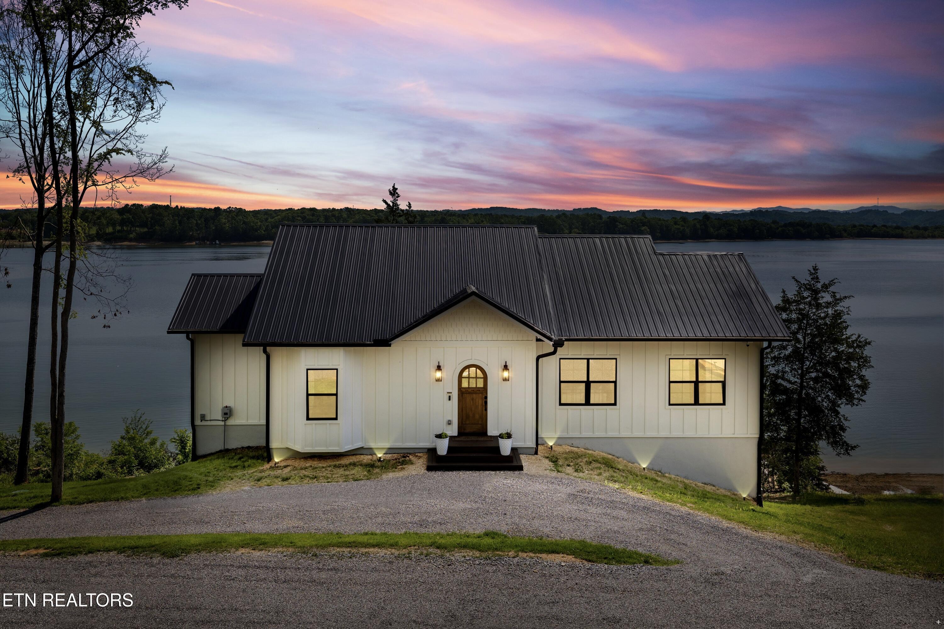 1315 Still Mountain Way Dandridge TN 37725