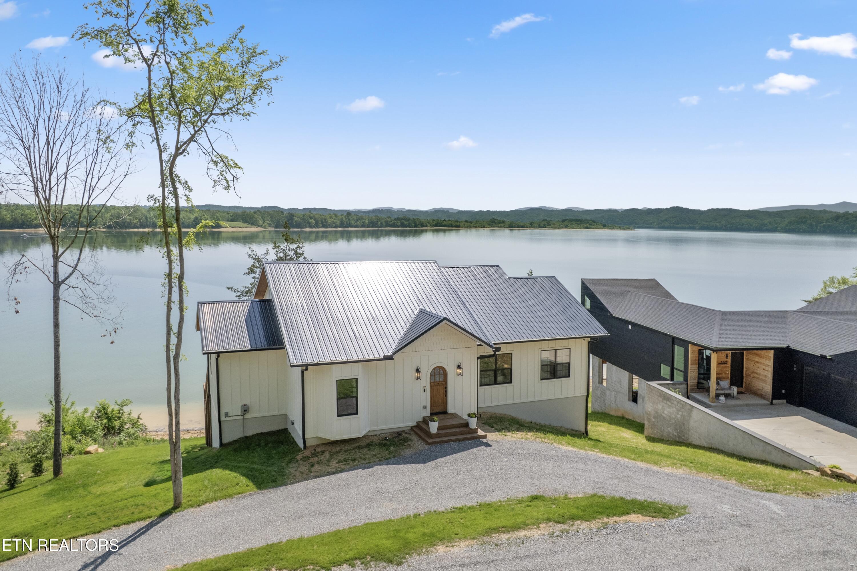1315 Still Mountain Way Dandridge TN 37725
