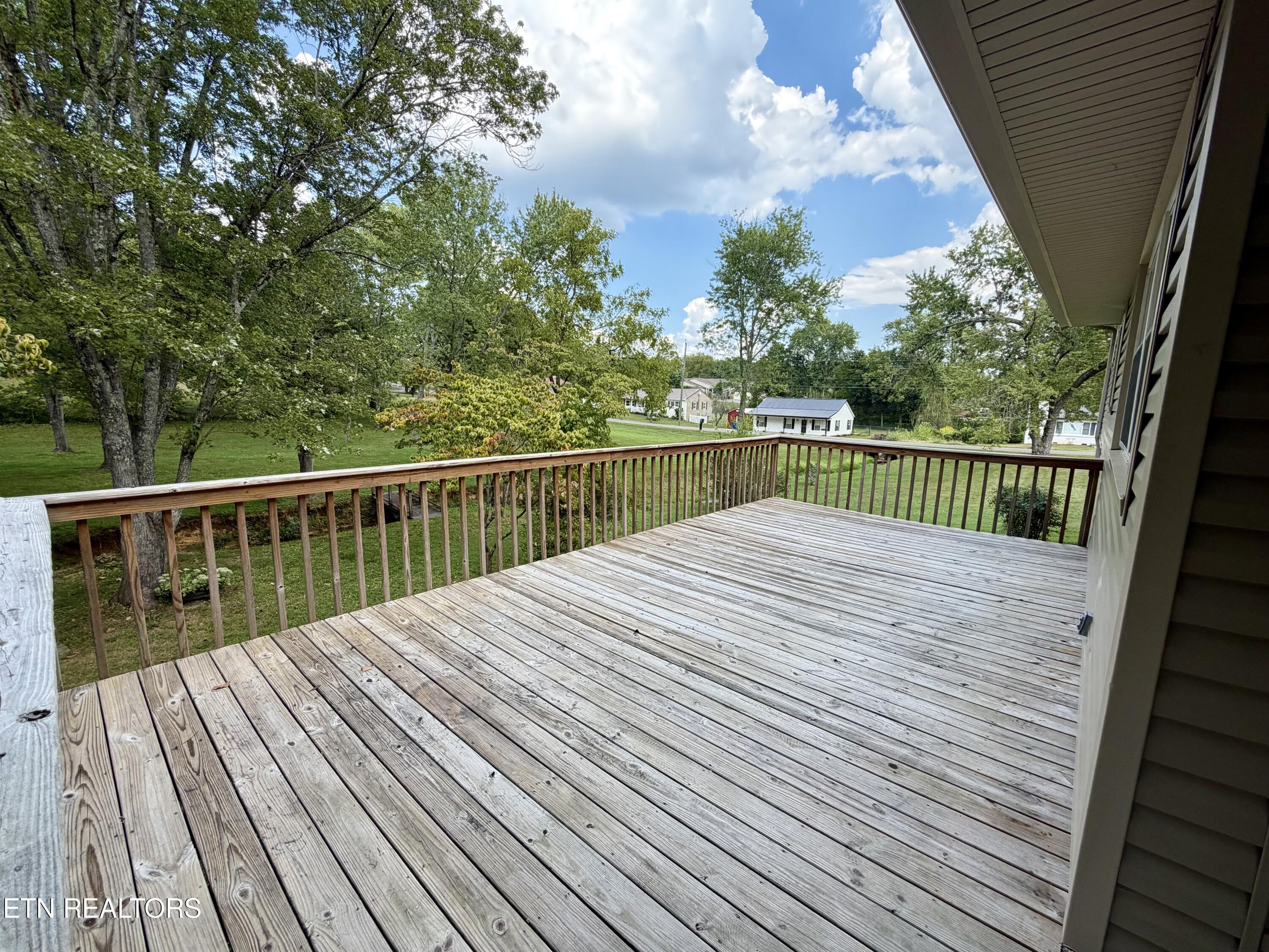 1427 Creekwood Drive Knoxville TN 37918